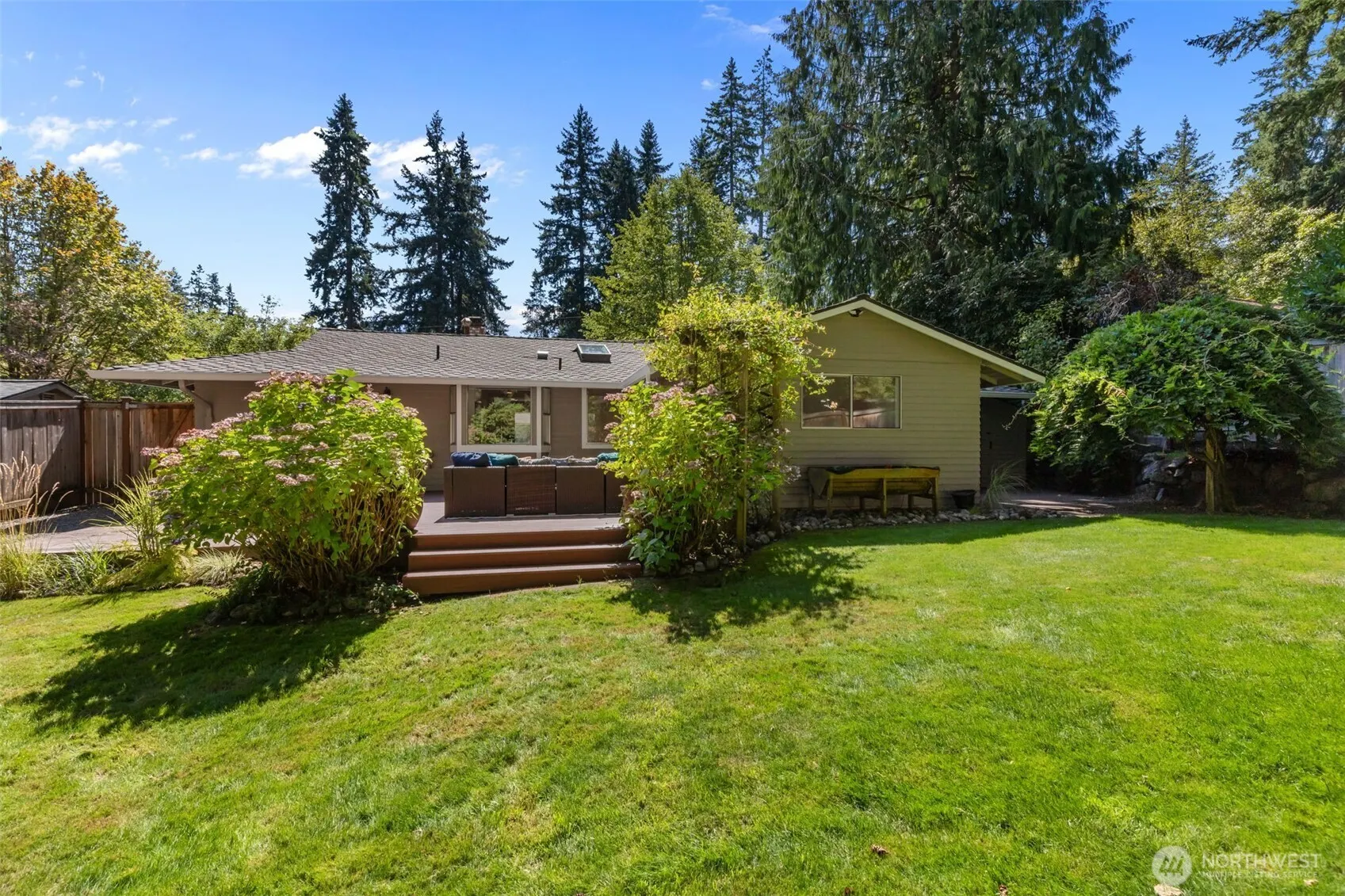 13786 NE 75th Place , Redmond, WA 98052