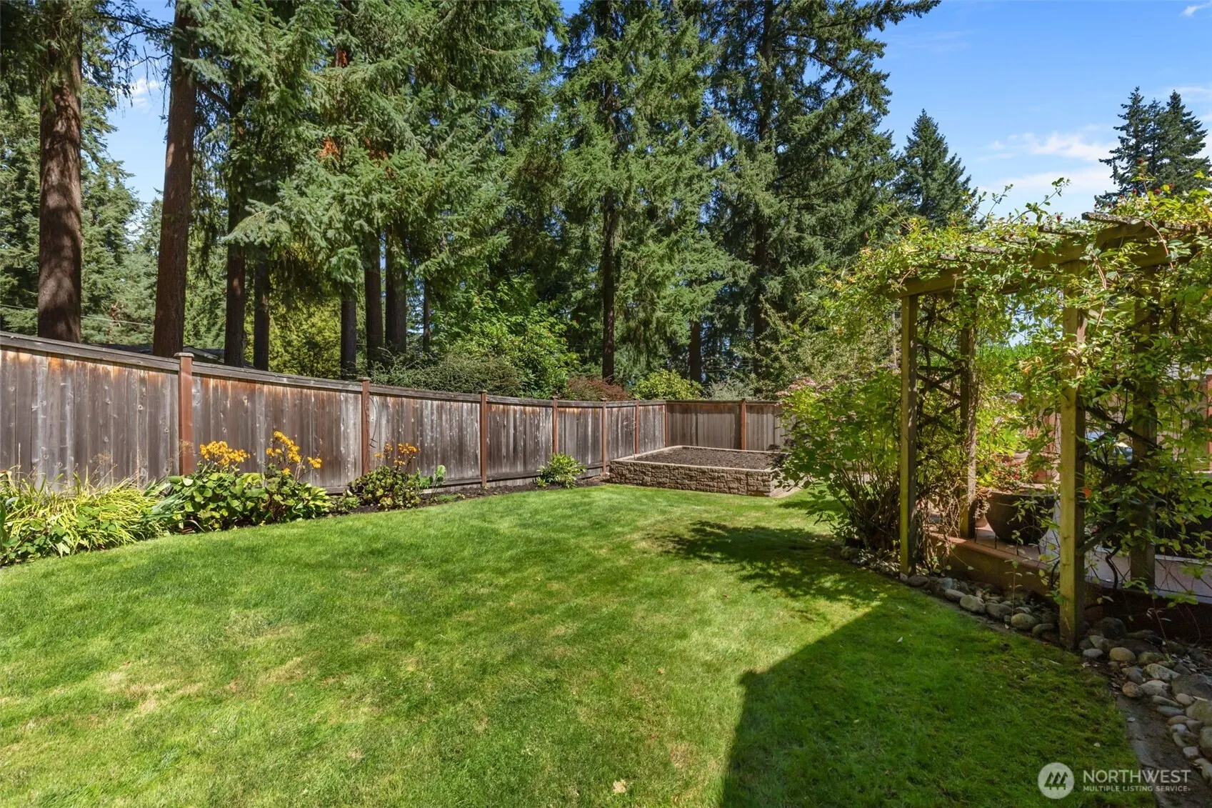 13786 NE 75th Place , Redmond, WA 98052