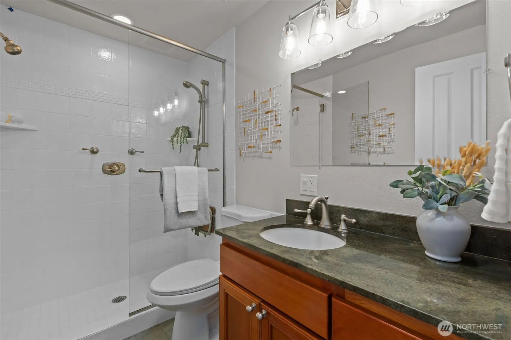 13786 NE 75th Place , Redmond, WA 98052