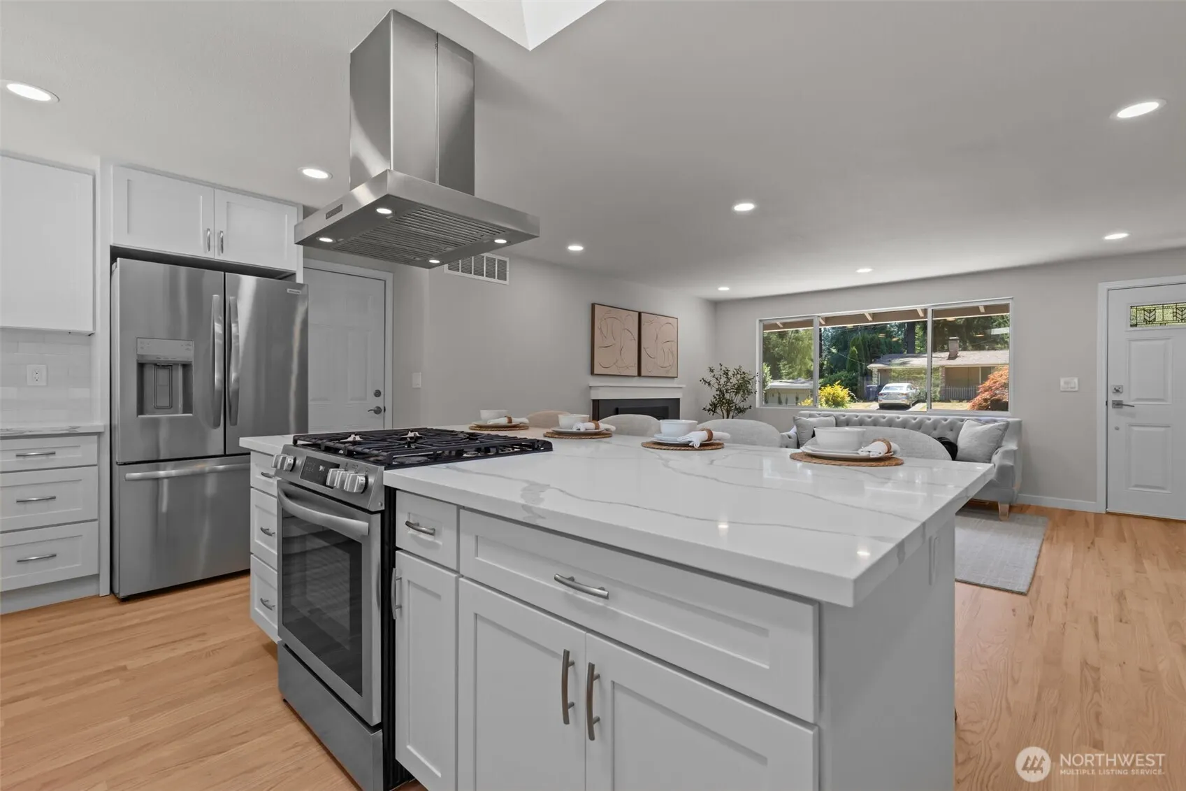 13786 NE 75th Place , Redmond, WA 98052