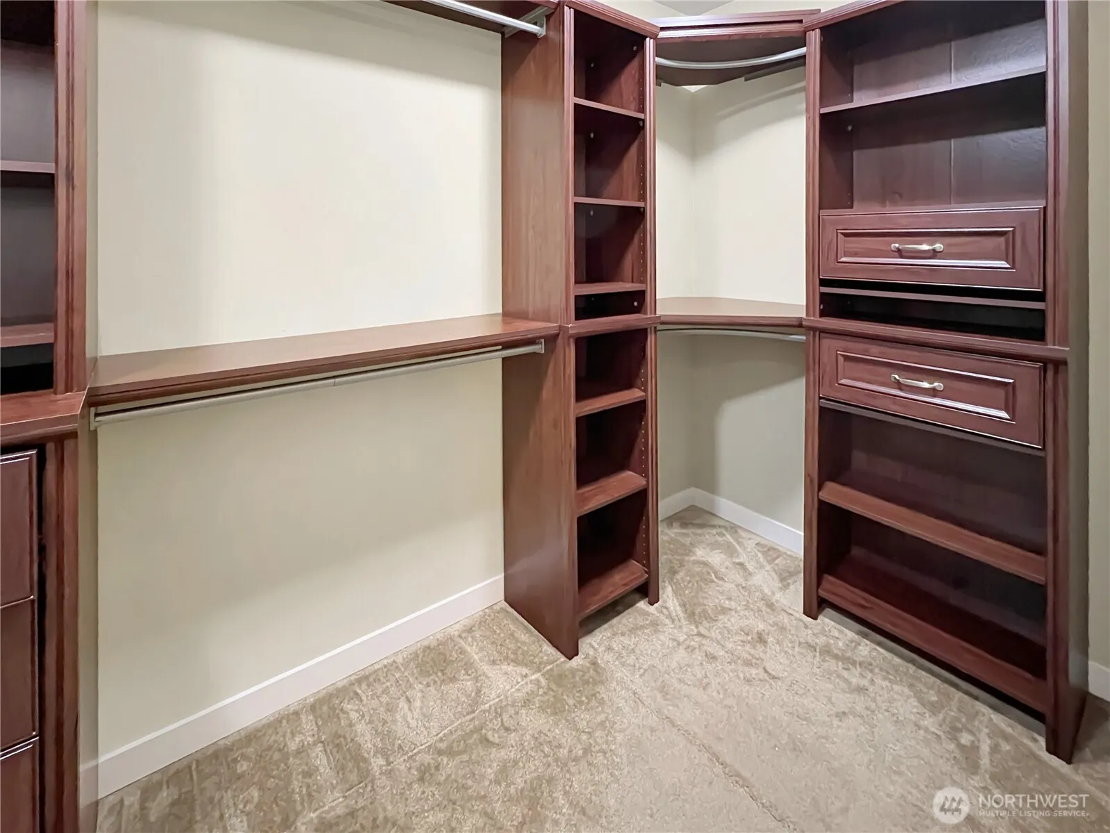 4322 186th Street SW, Lynnwood, WA 98037