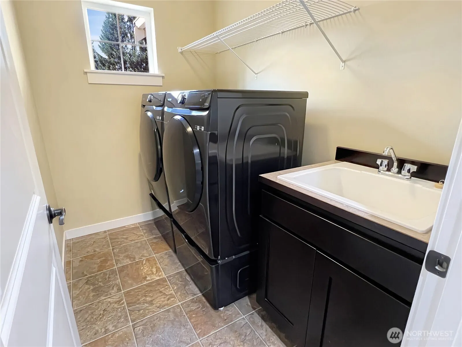 4322 186th Street SW, Lynnwood, WA 98037