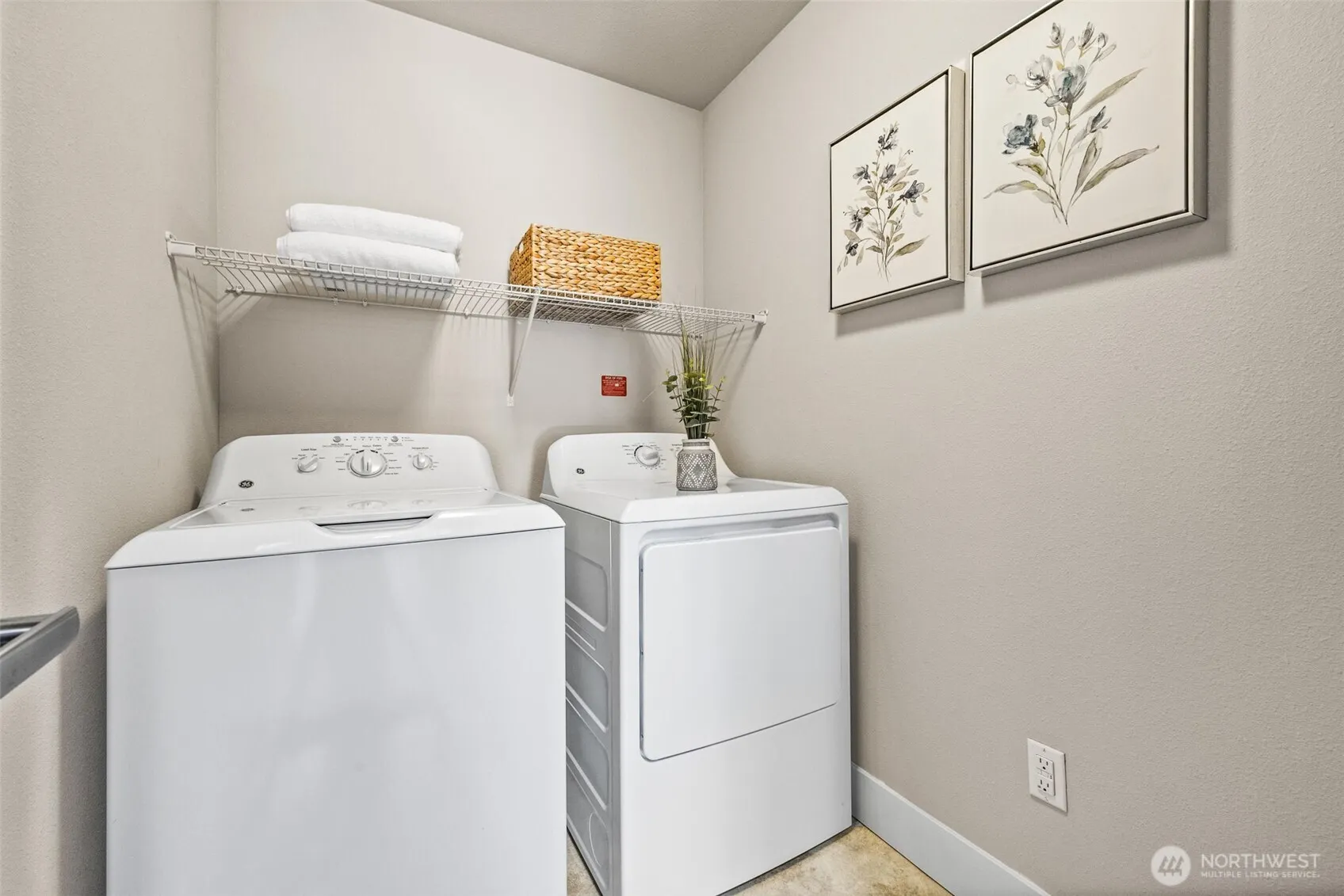 20627 Richmond Road , Bothell, WA 98012-9632