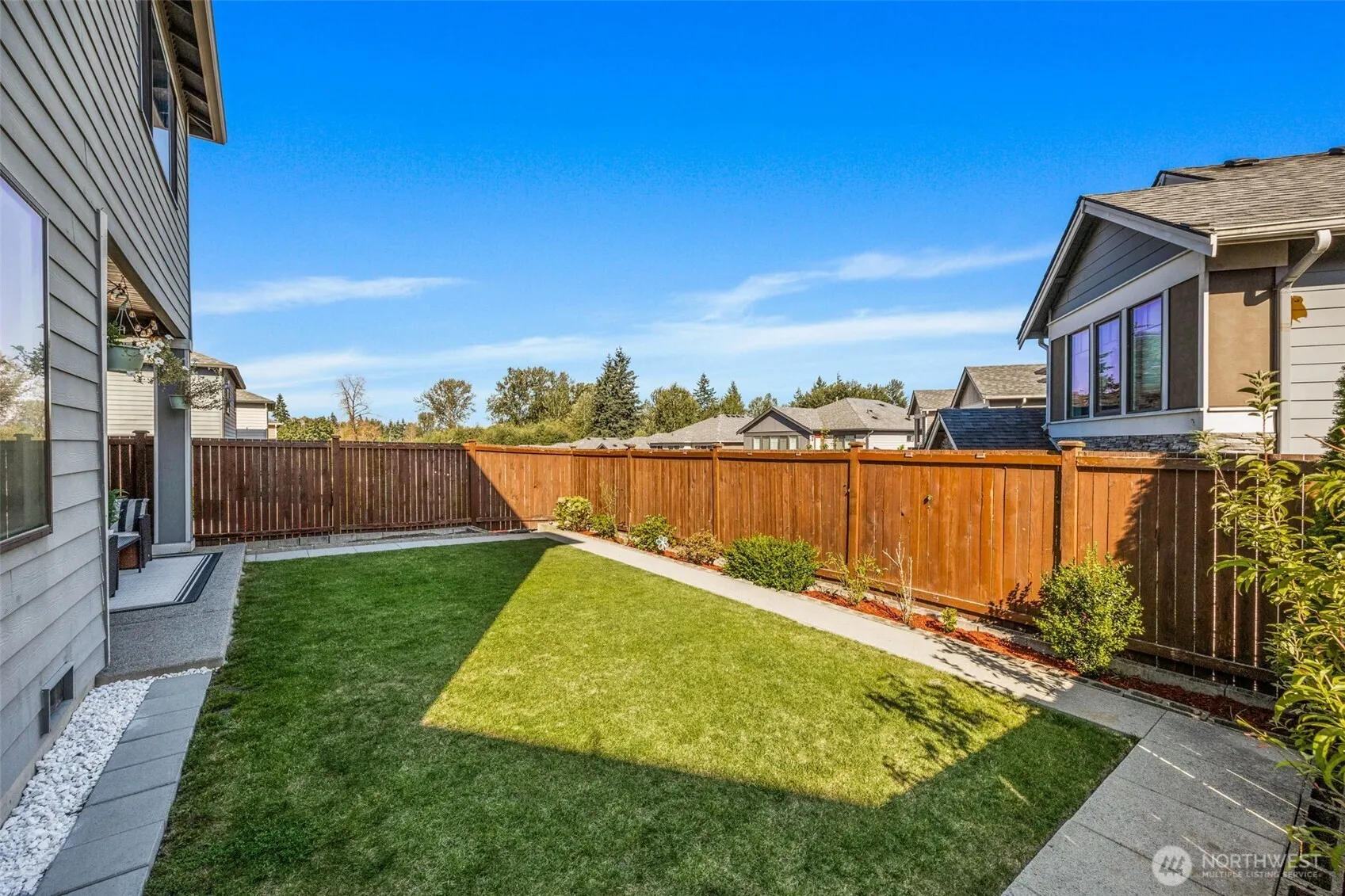 20627 Richmond Road , Bothell, WA 98012-9632