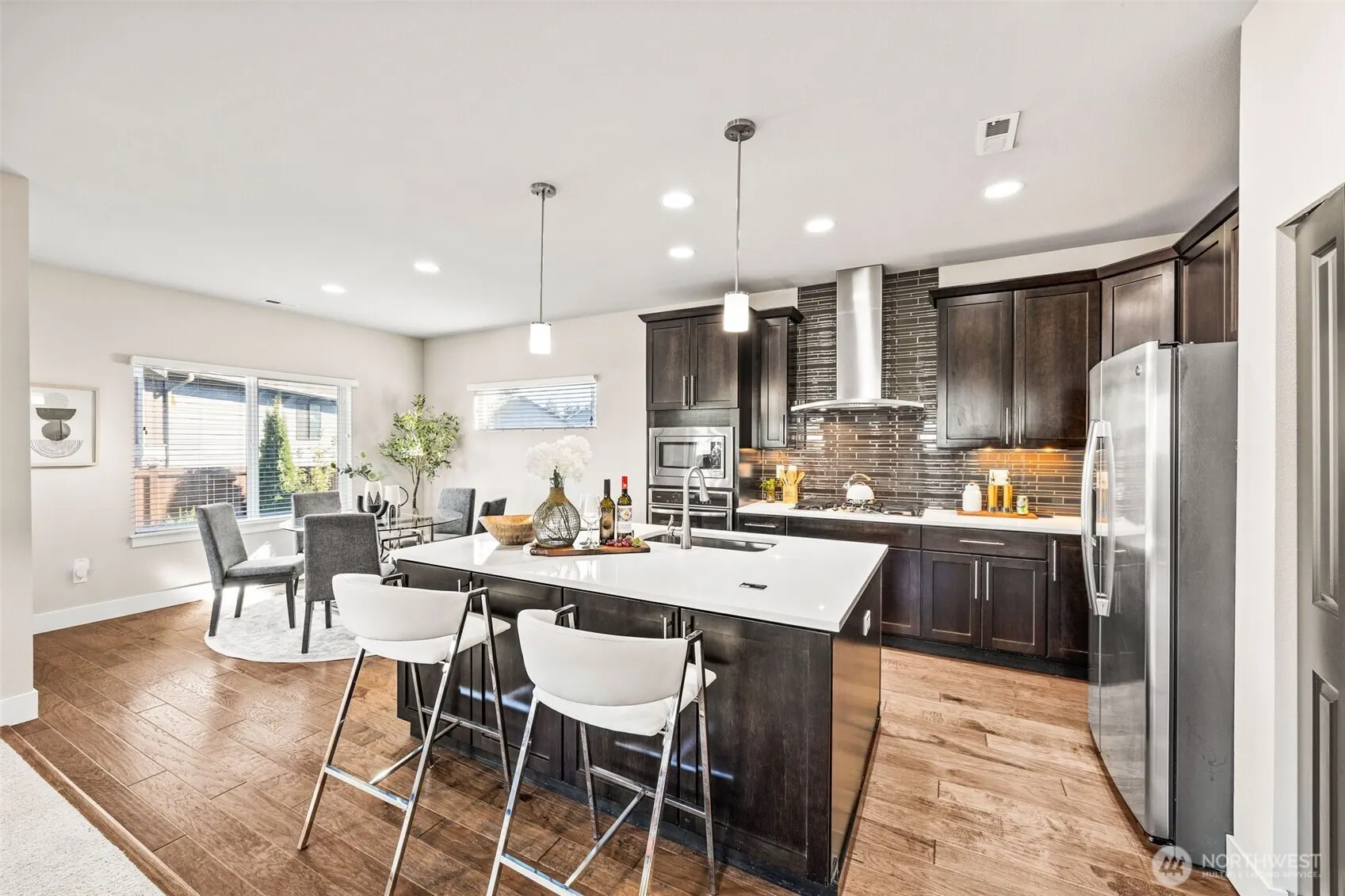 20627 Richmond Road , Bothell, WA 98012-9632