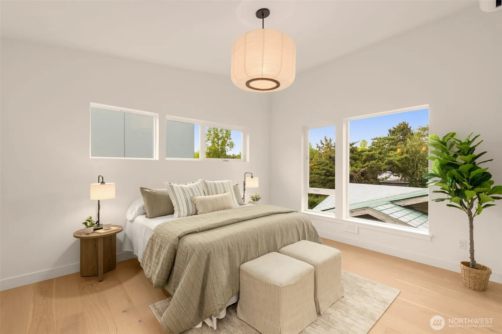 5201 Sand Point Place NE, Seattle, WA 98105