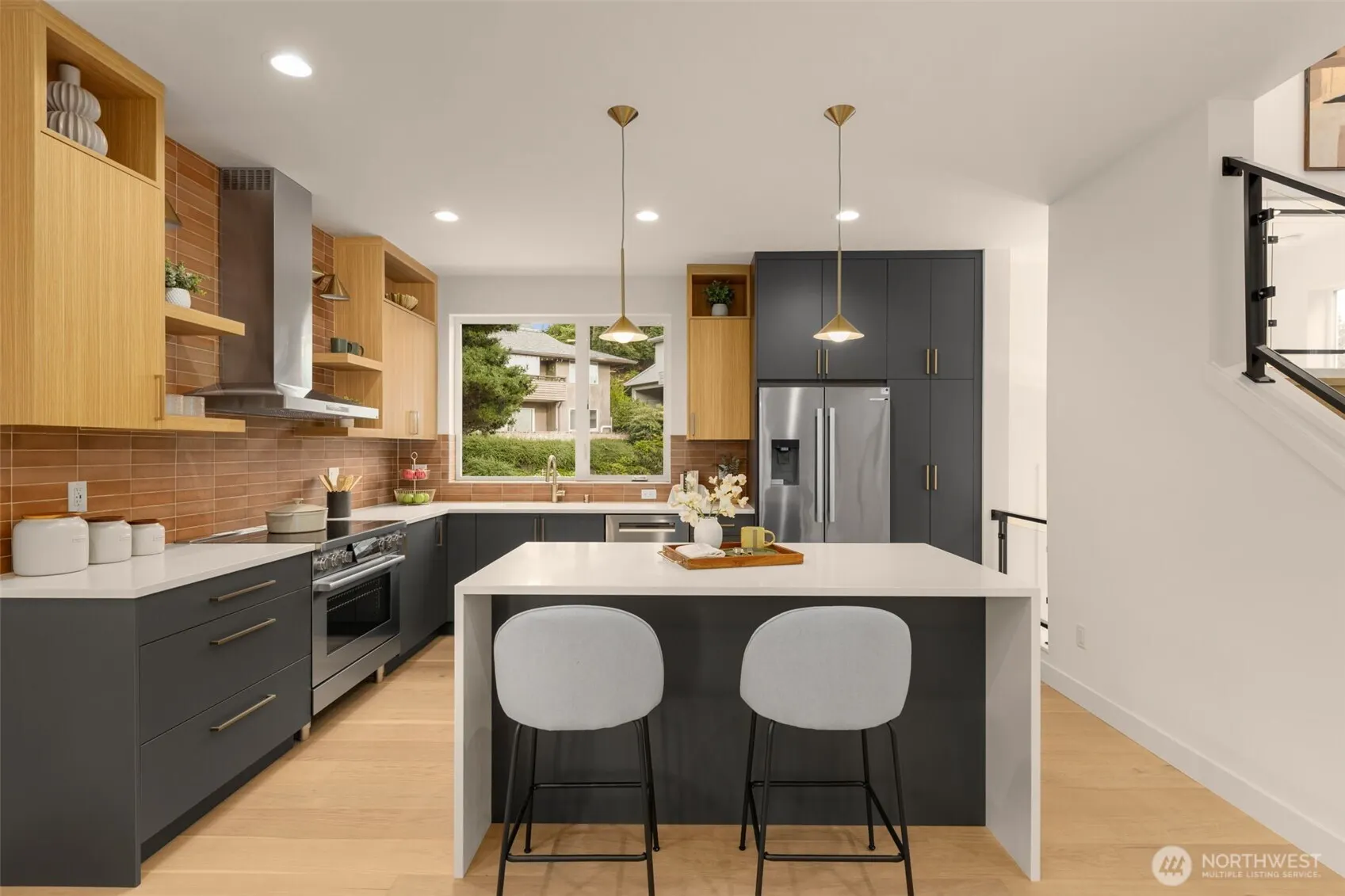 5201 Sand Point Place NE, Seattle, WA 98105