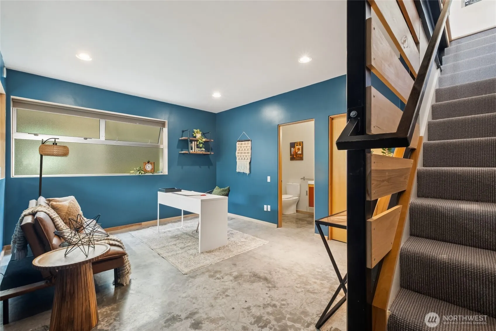 4050 34th Avenue S, Seattle, WA 98118