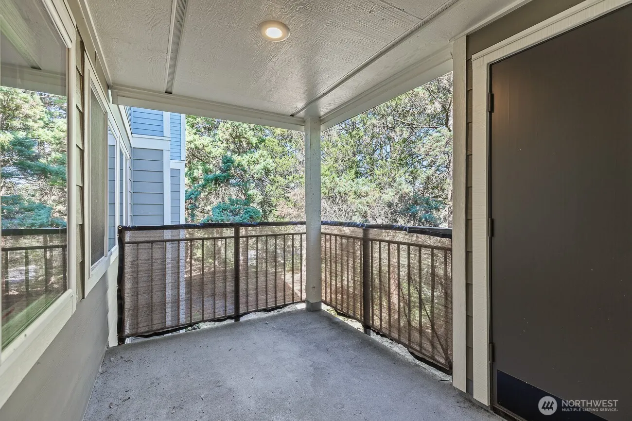 7573 Old Redmond Road #8, Redmond, WA 98052