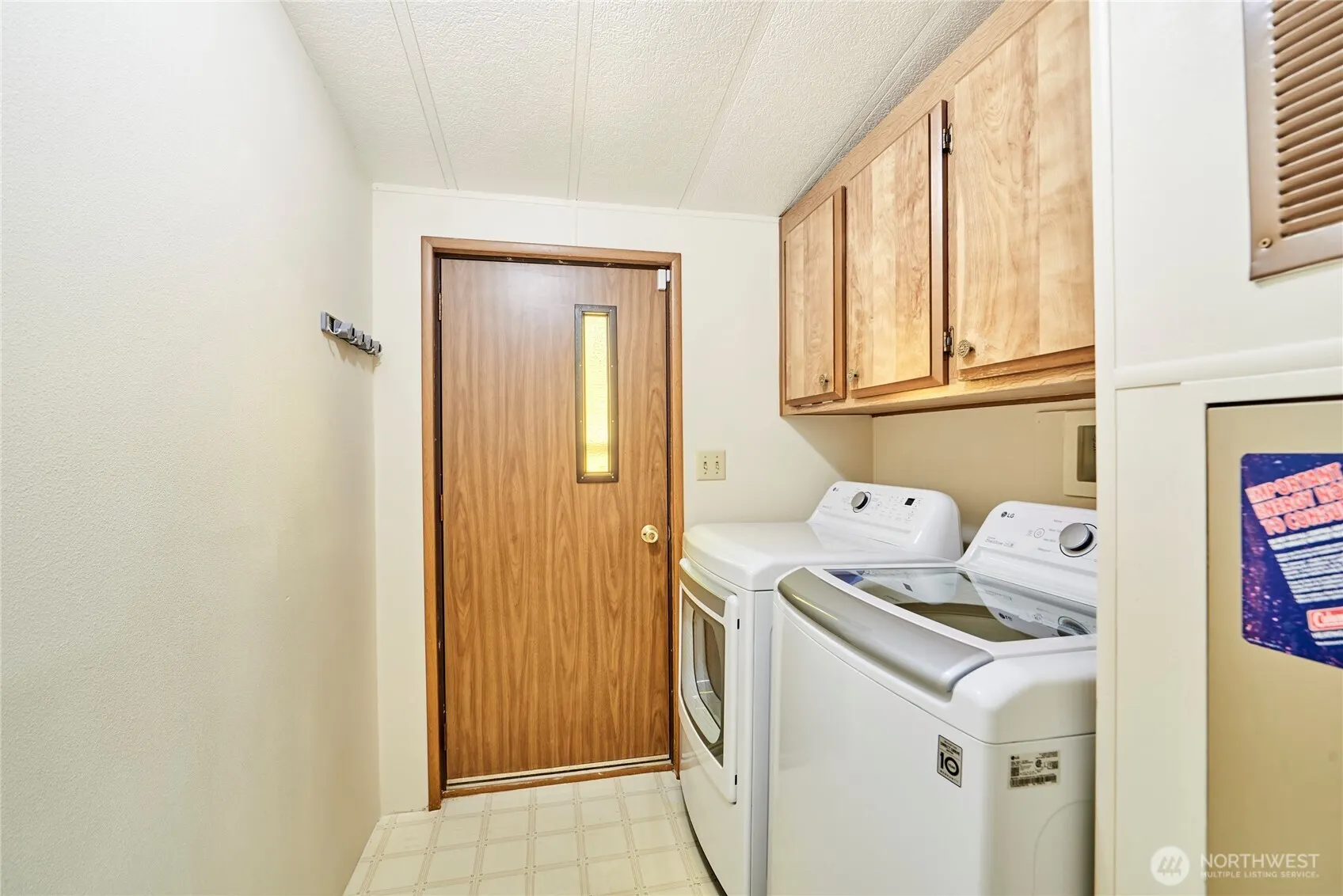 27103 41st Place S, Kent, WA 98032-7195
