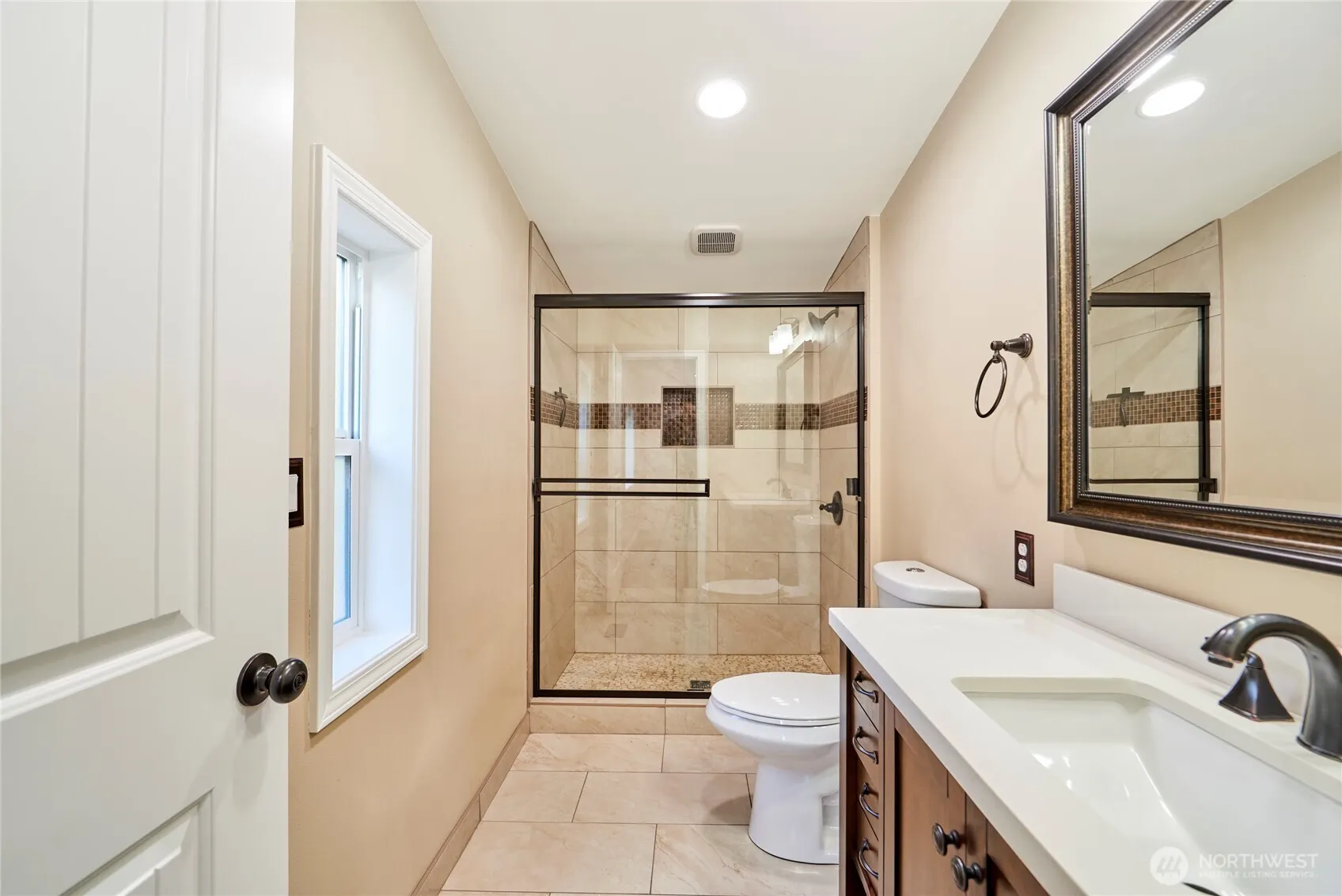 27103 41st Place S, Kent, WA 98032-7195