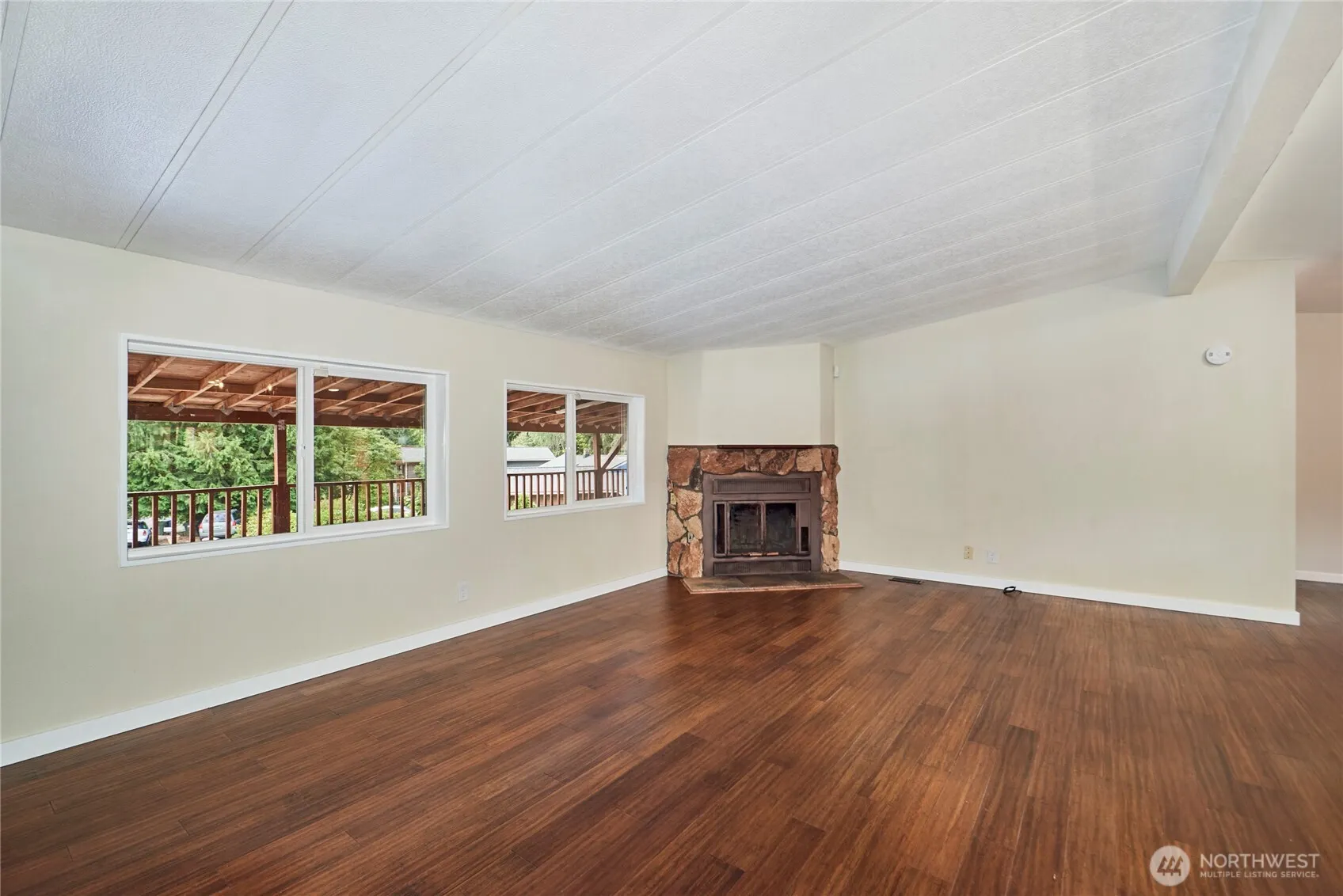 27103 41st Place S, Kent, WA 98032-7195