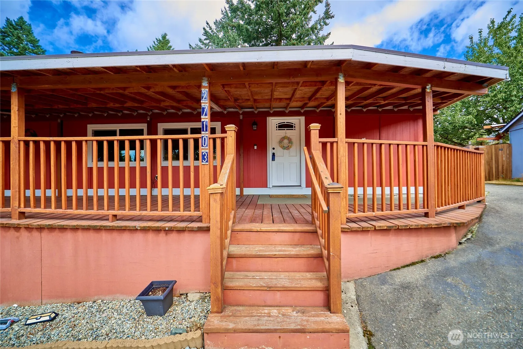 27103 41st Place S, Kent, WA 98032-7195