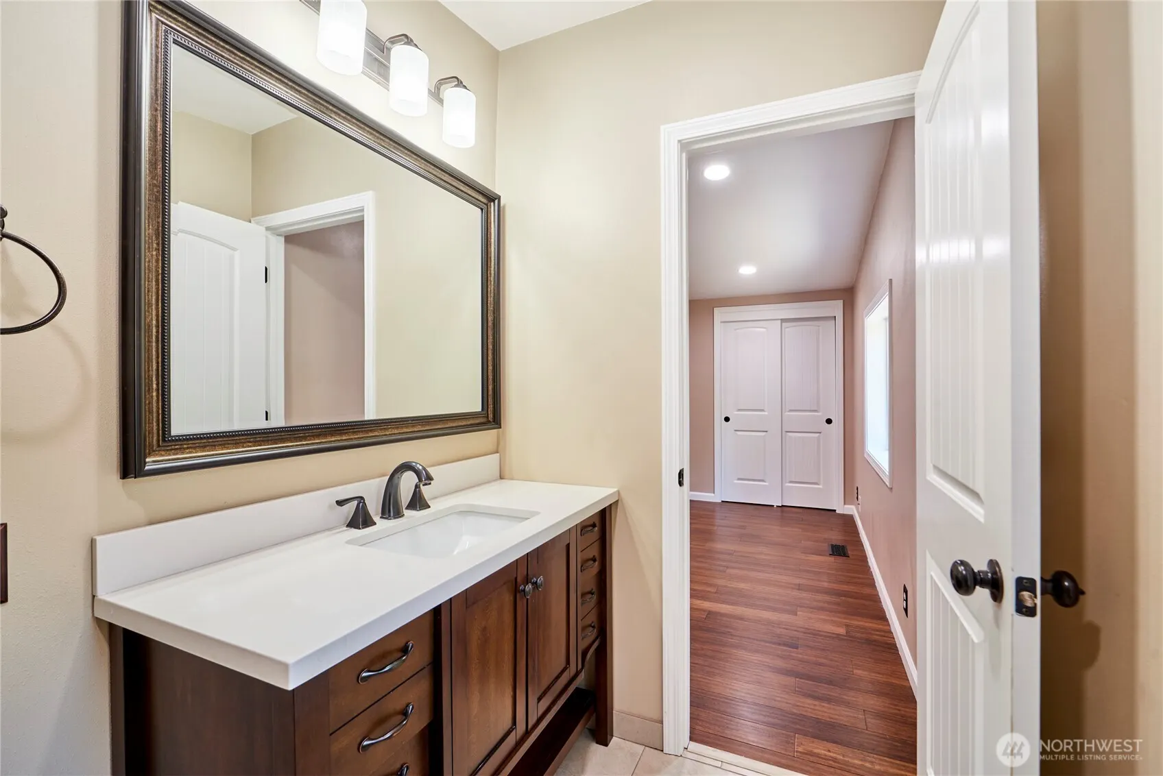 27103 41st Place S, Kent, WA 98032-7195