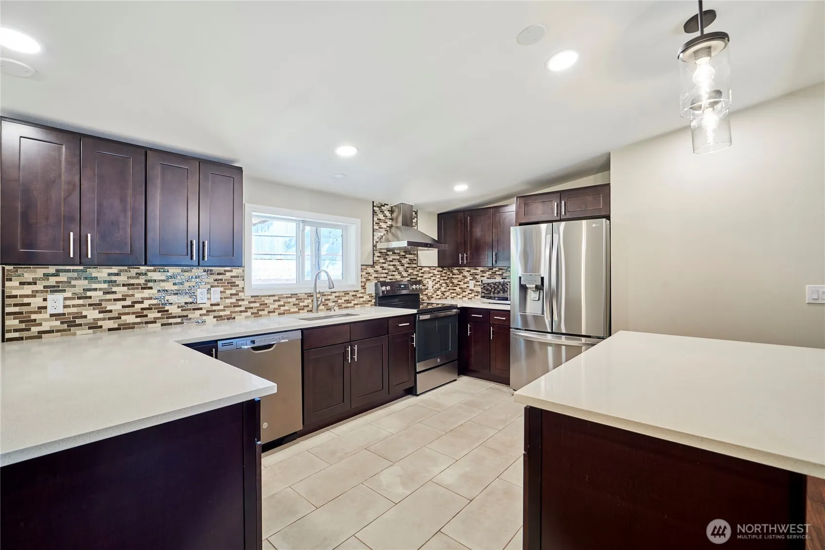 27103 41st Place S, Kent, WA 98032-7195