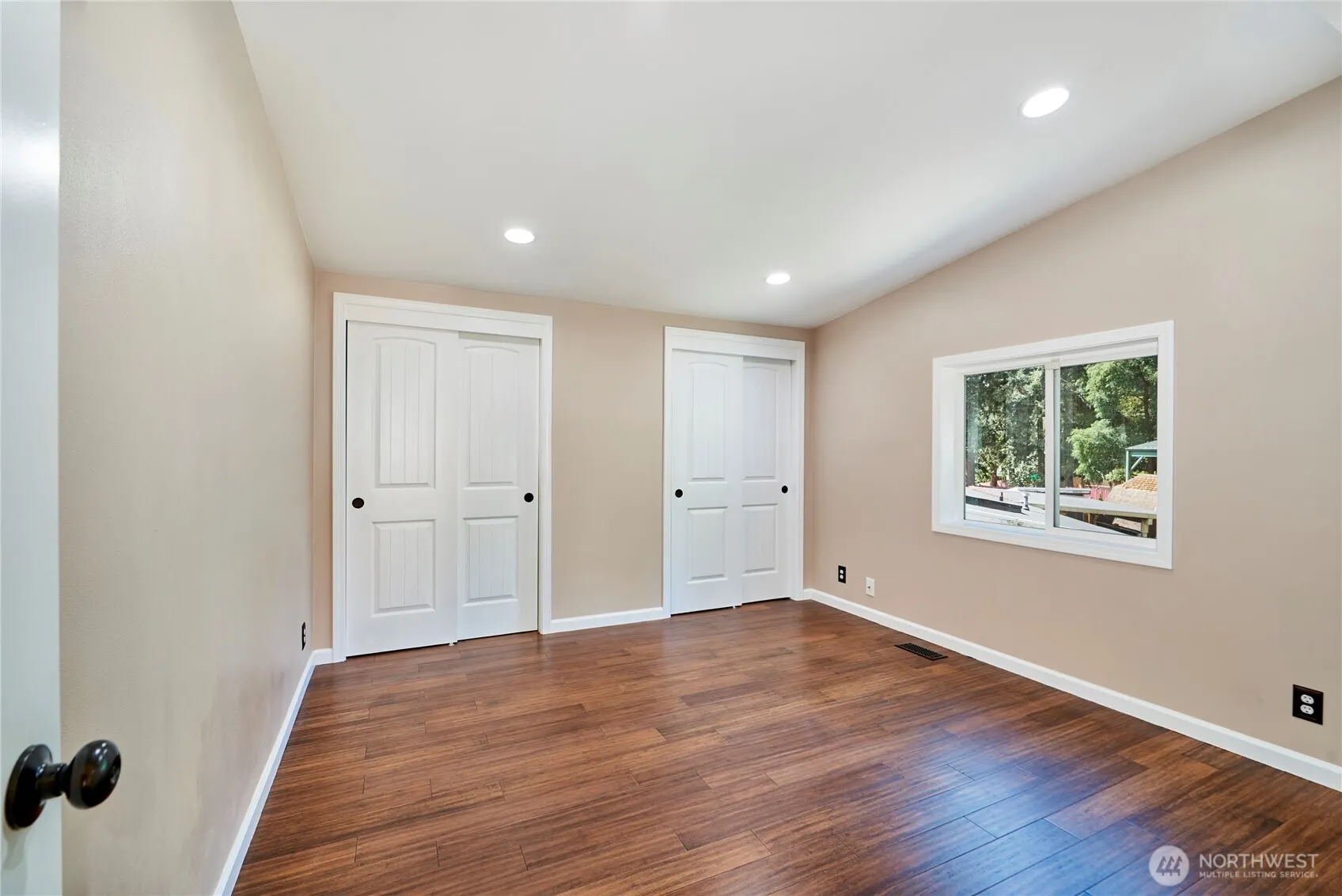 27103 41st Place S, Kent, WA 98032-7195