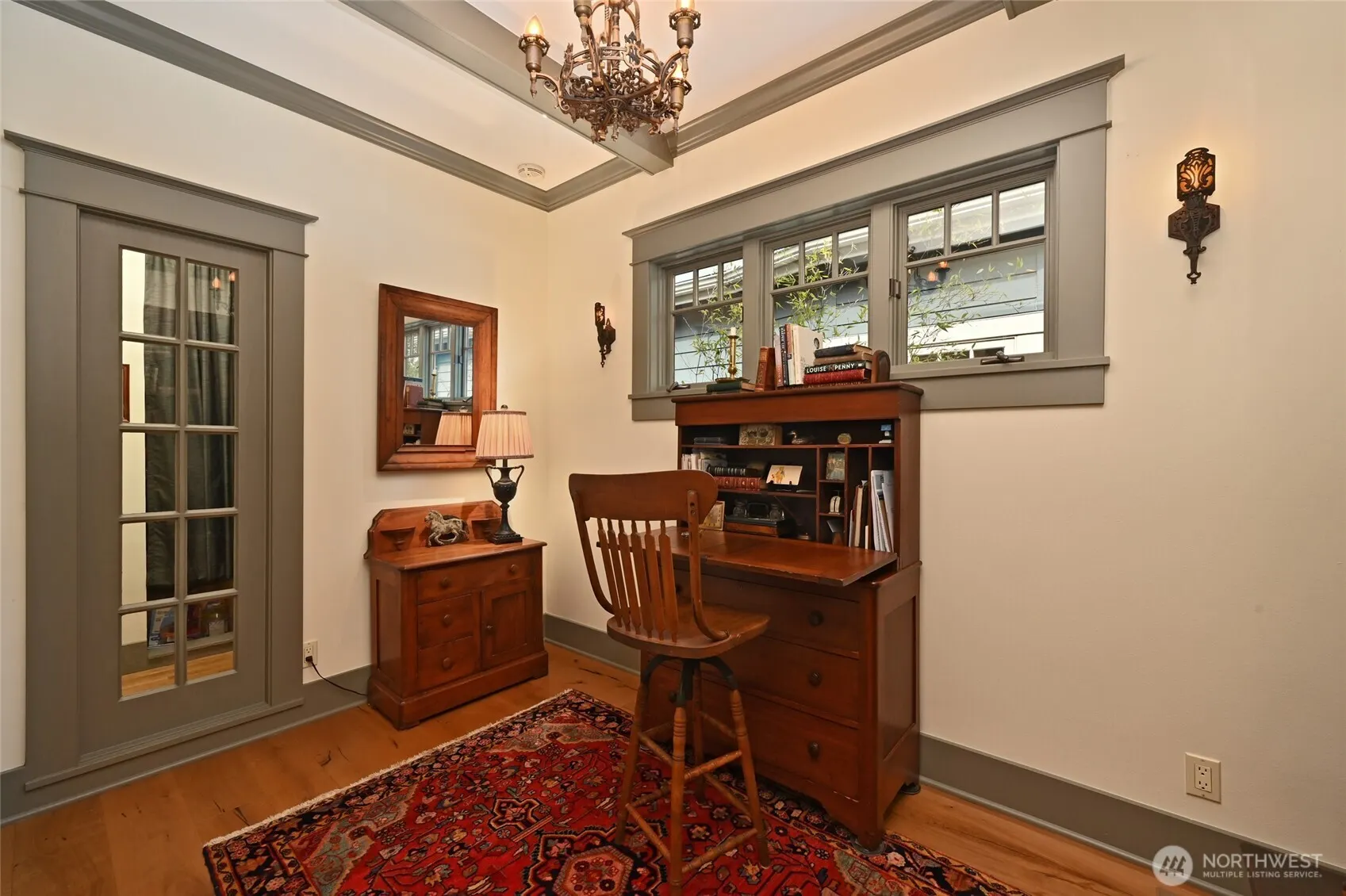 1937 6th Avenue W, Seattle, WA 98119