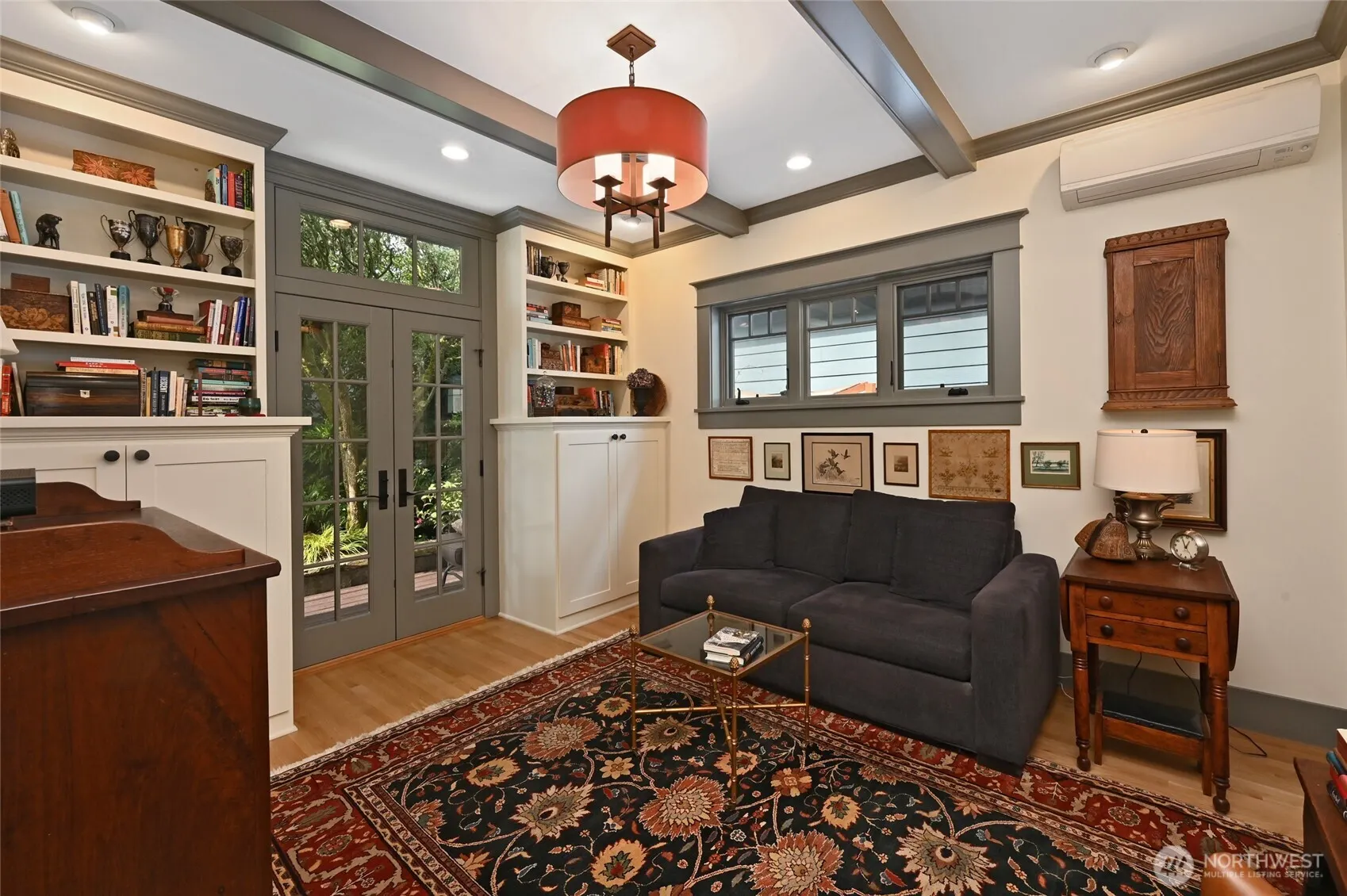 1937 6th Avenue W, Seattle, WA 98119