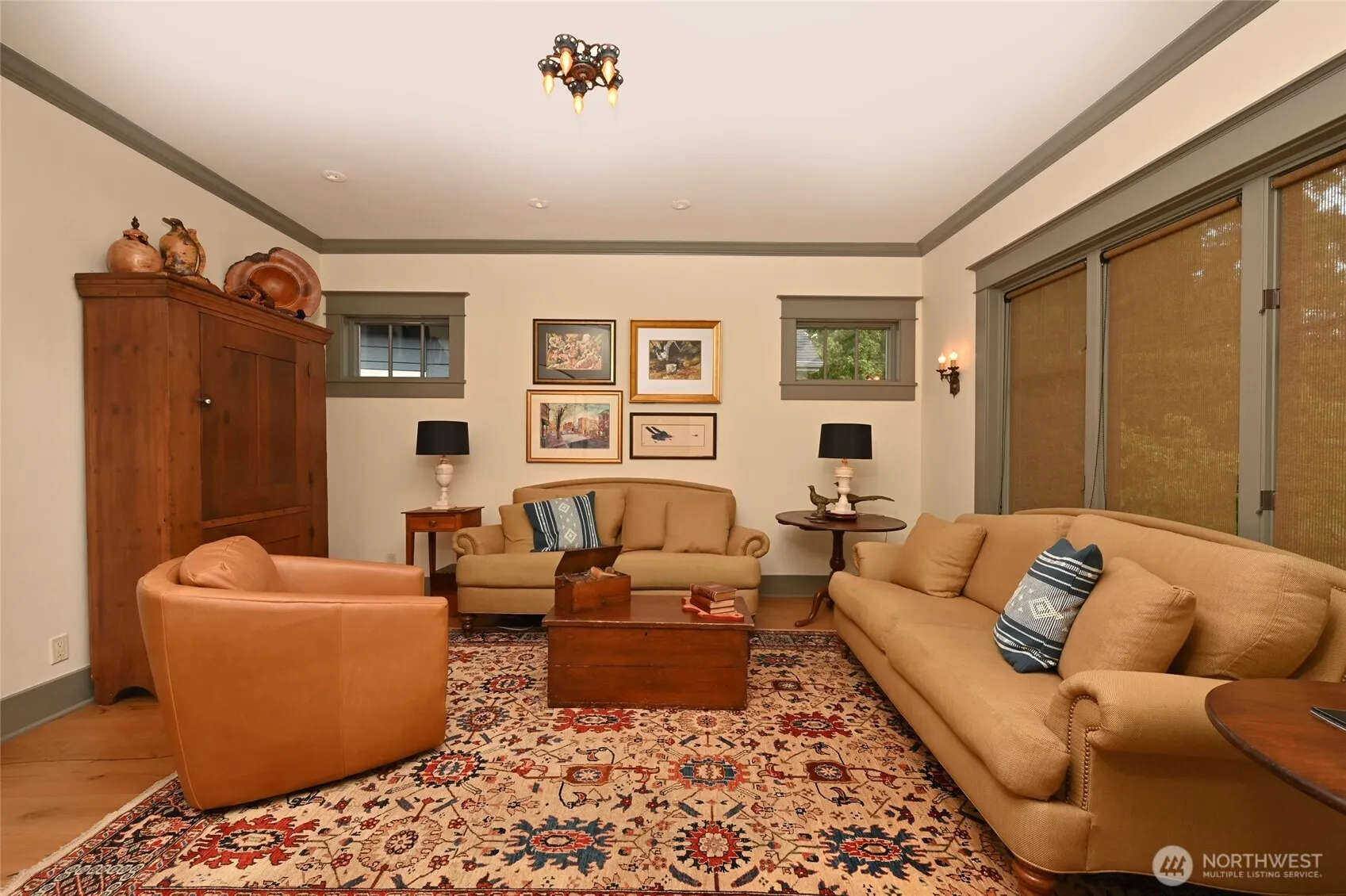 1937 6th Avenue W, Seattle, WA 98119