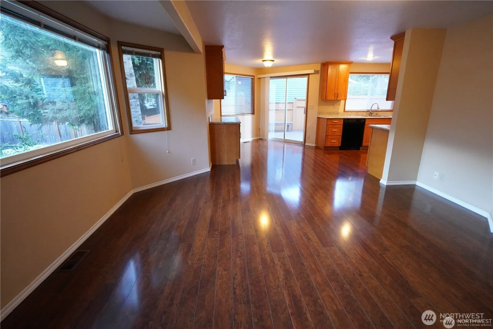 12740 NE 97th Place , Kirkland, WA 98033