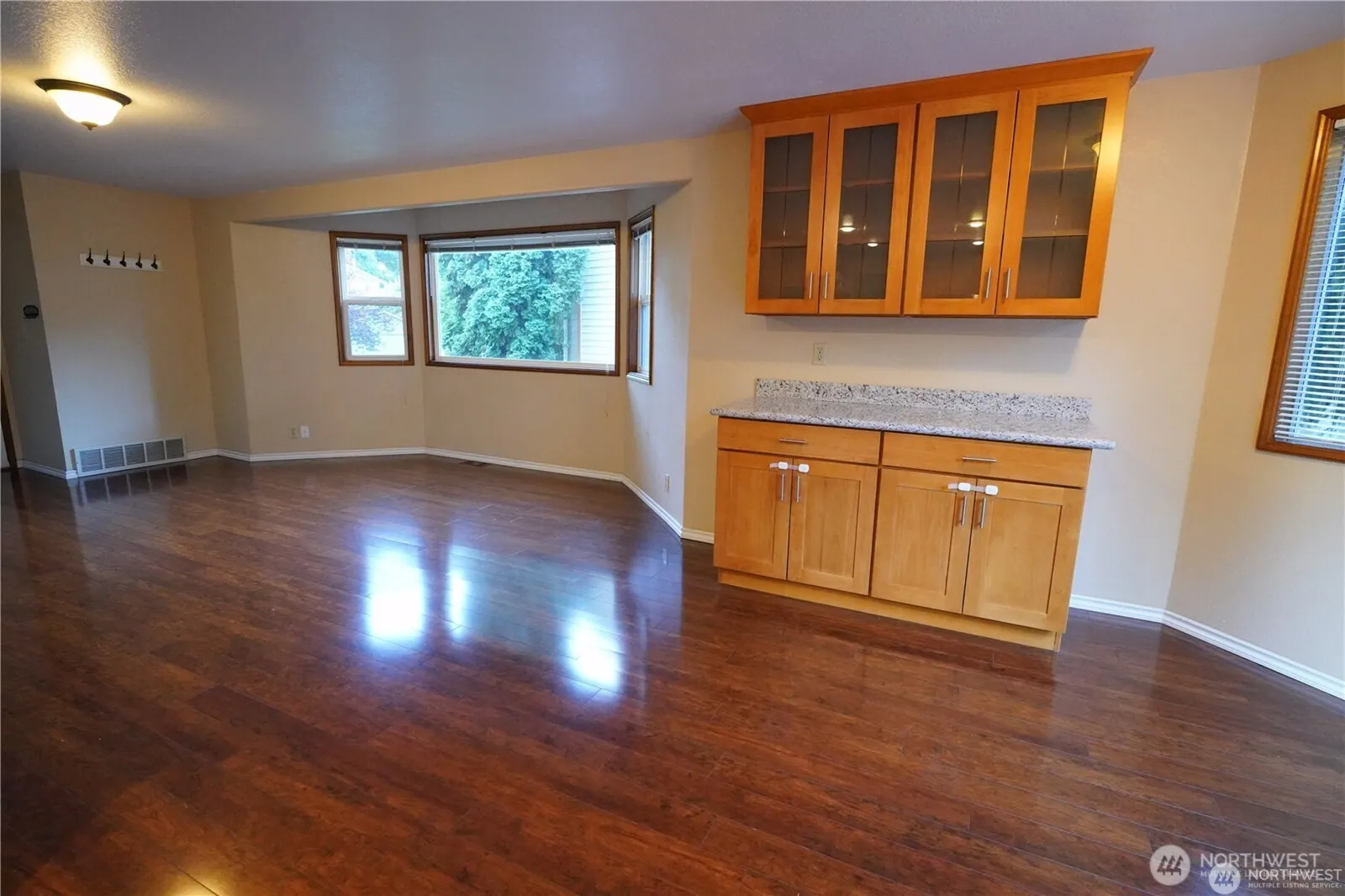 12740 NE 97th Place , Kirkland, WA 98033
