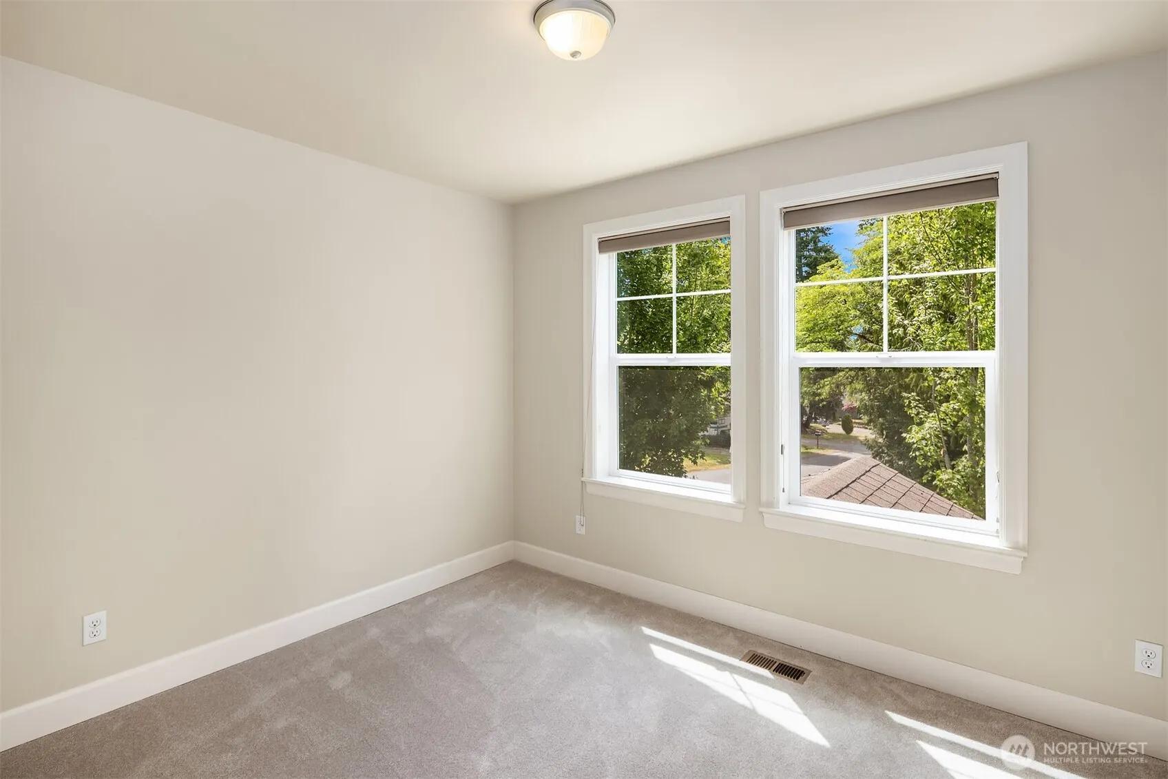 154 Hoquiam Avenue NE, Renton, WA 98059