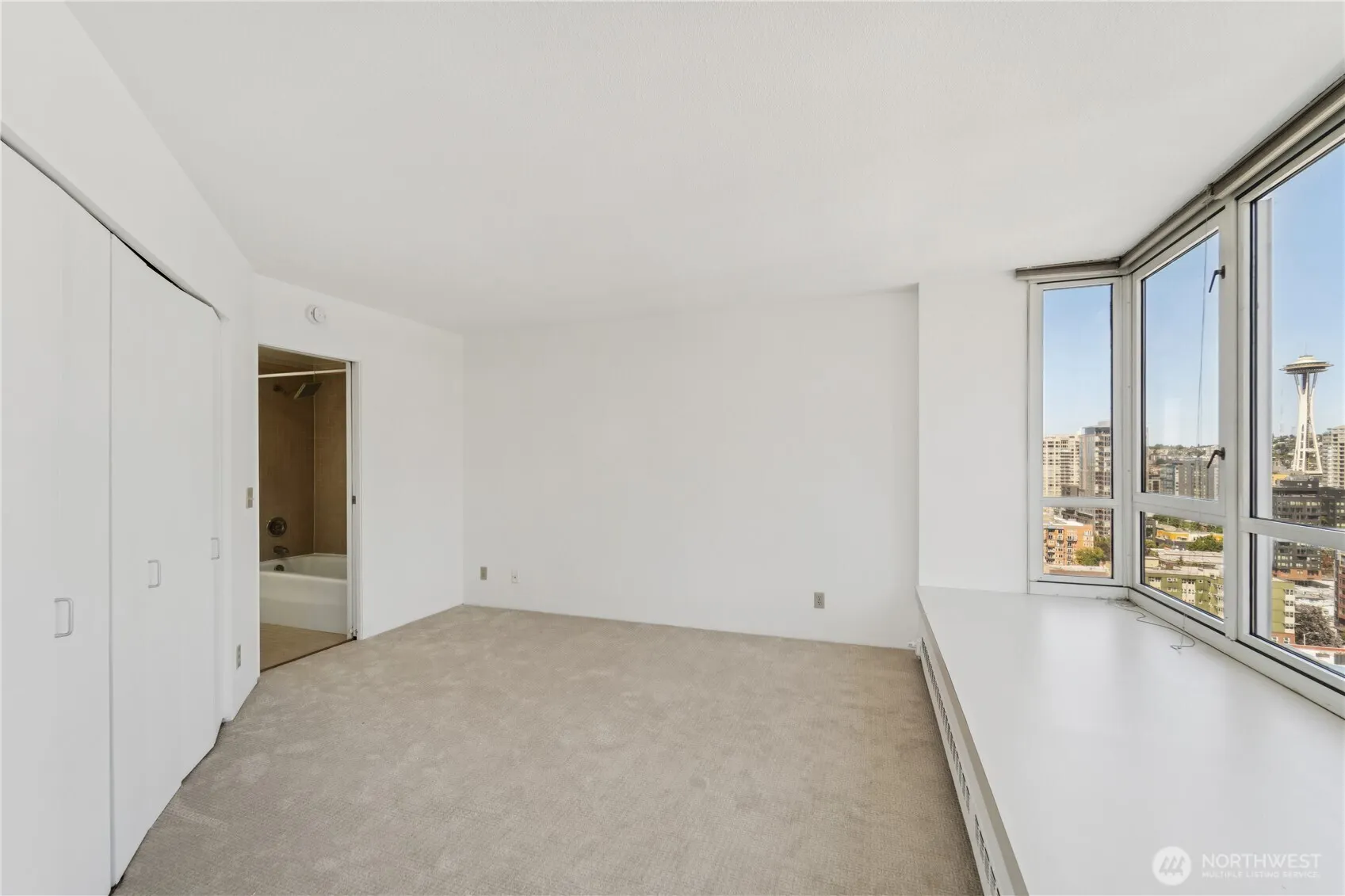 2125 1st Avenue #1904, Seattle, WA 98121
