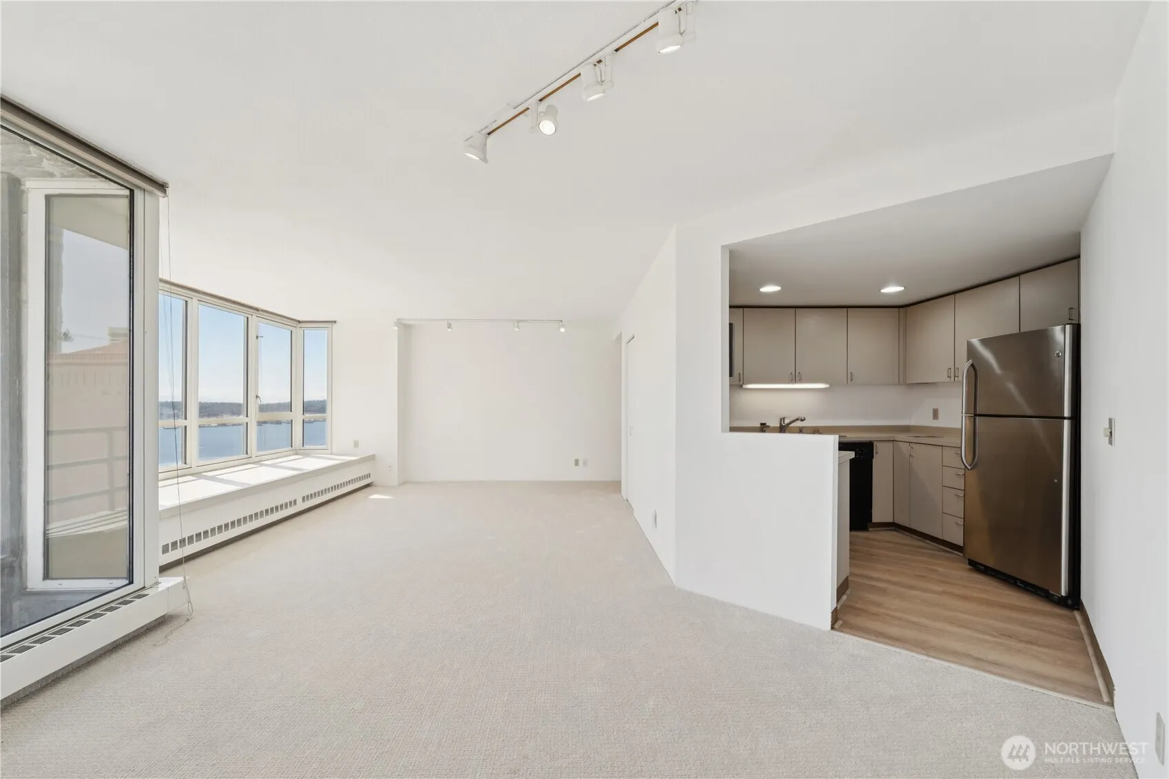 2125 1st Avenue #1904, Seattle, WA 98121