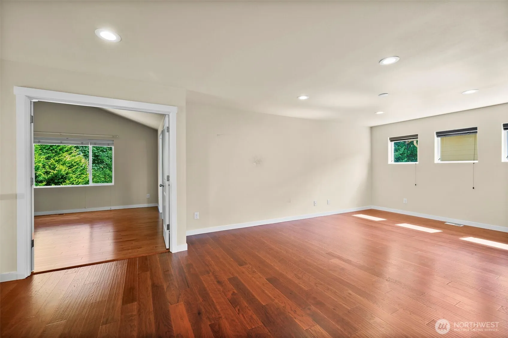 10550 NE Sheridan Crescent , Redmond, WA 98053