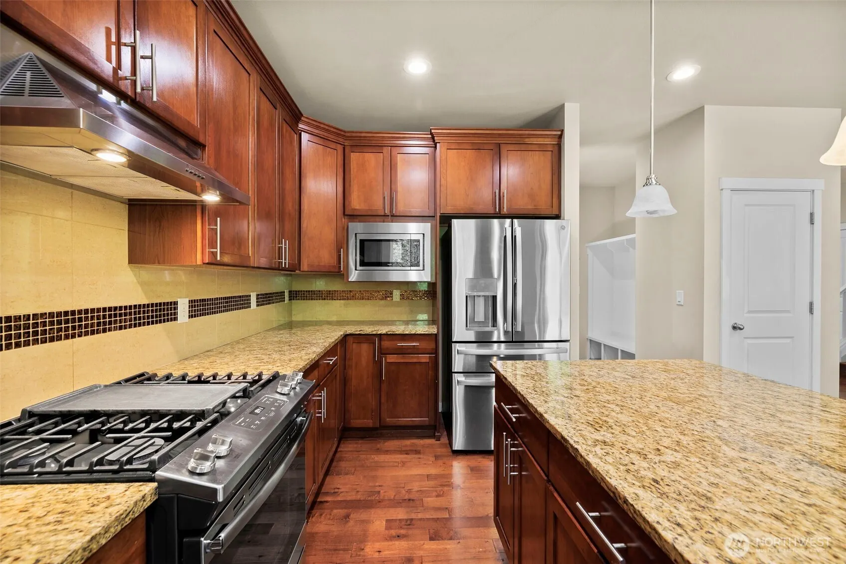 10550 NE Sheridan Crescent , Redmond, WA 98053