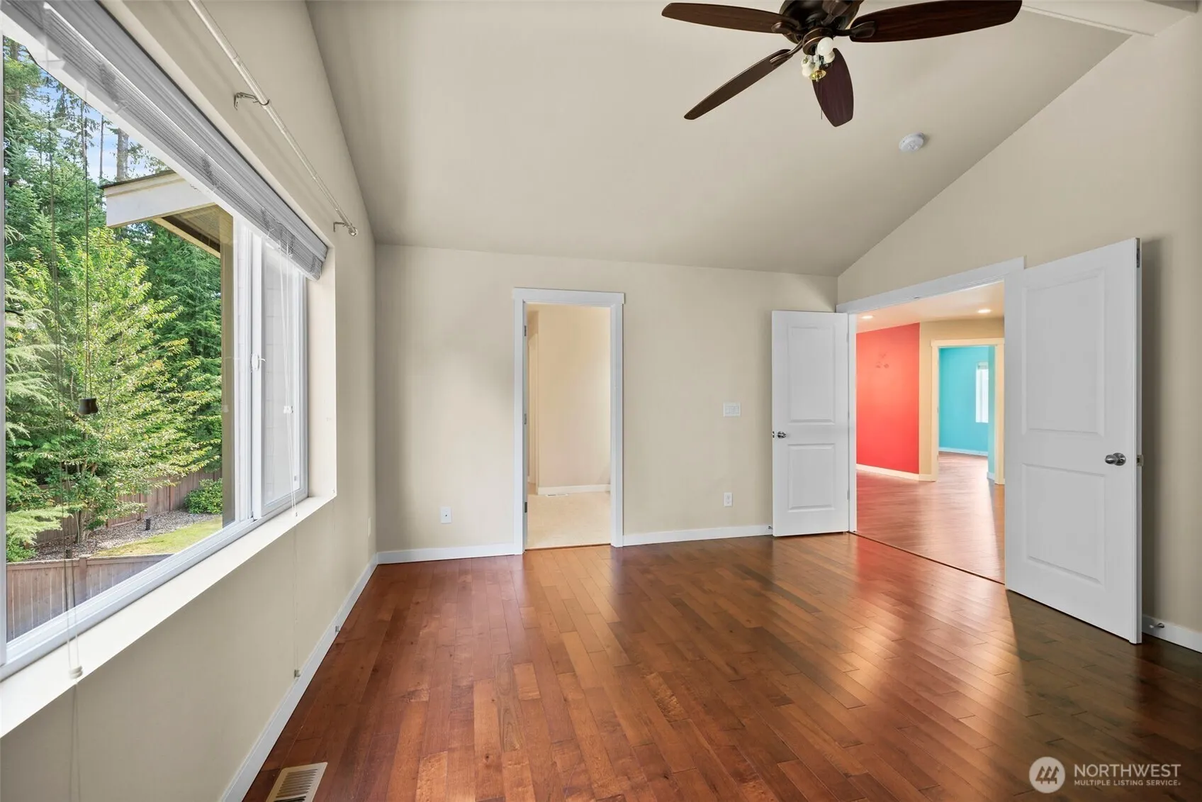 10550 NE Sheridan Crescent , Redmond, WA 98053