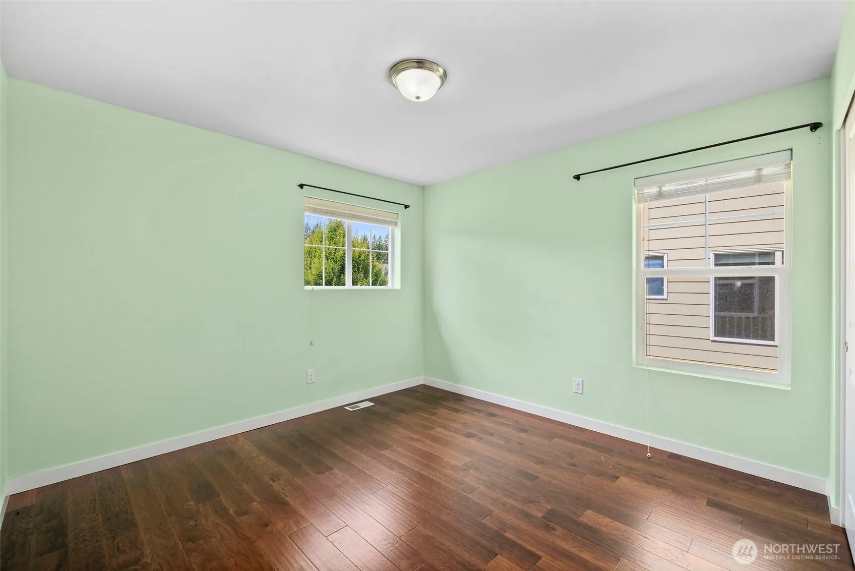 10550 NE Sheridan Crescent , Redmond, WA 98053