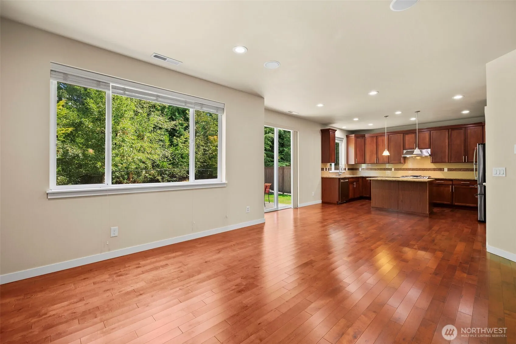 10550 NE Sheridan Crescent , Redmond, WA 98053