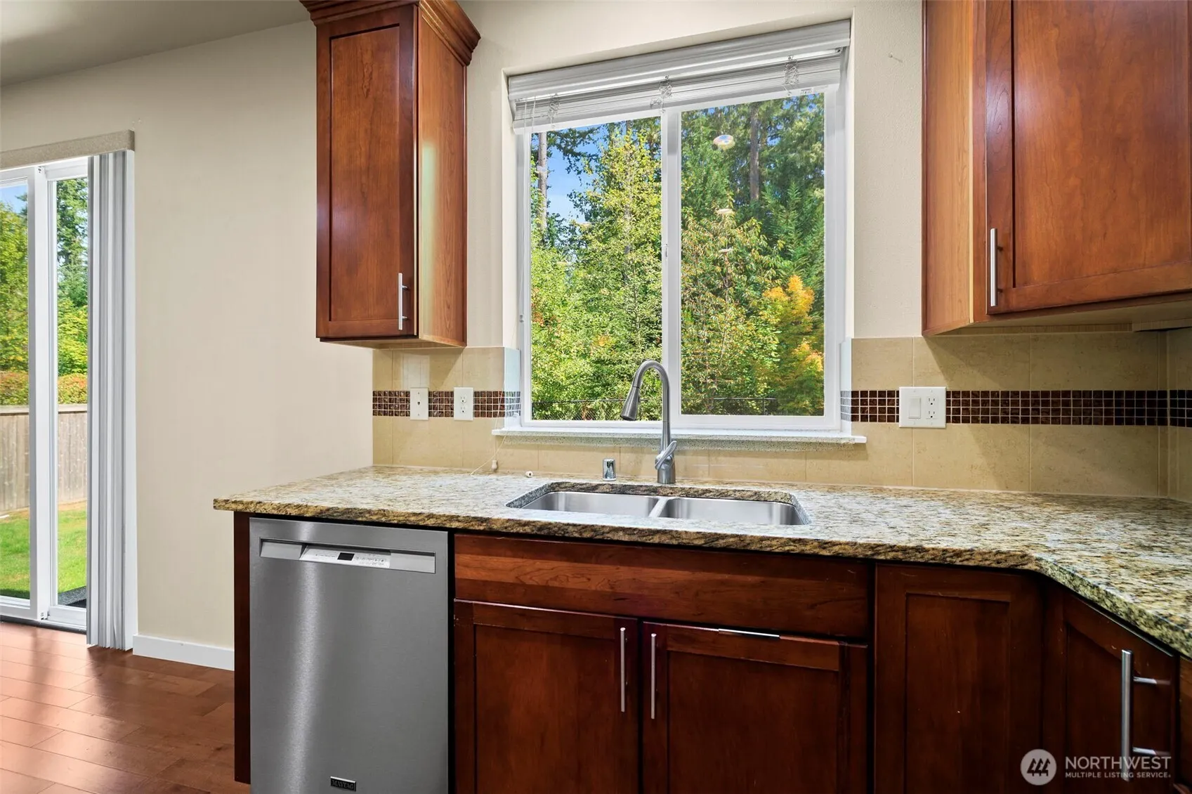10550 NE Sheridan Crescent , Redmond, WA 98053
