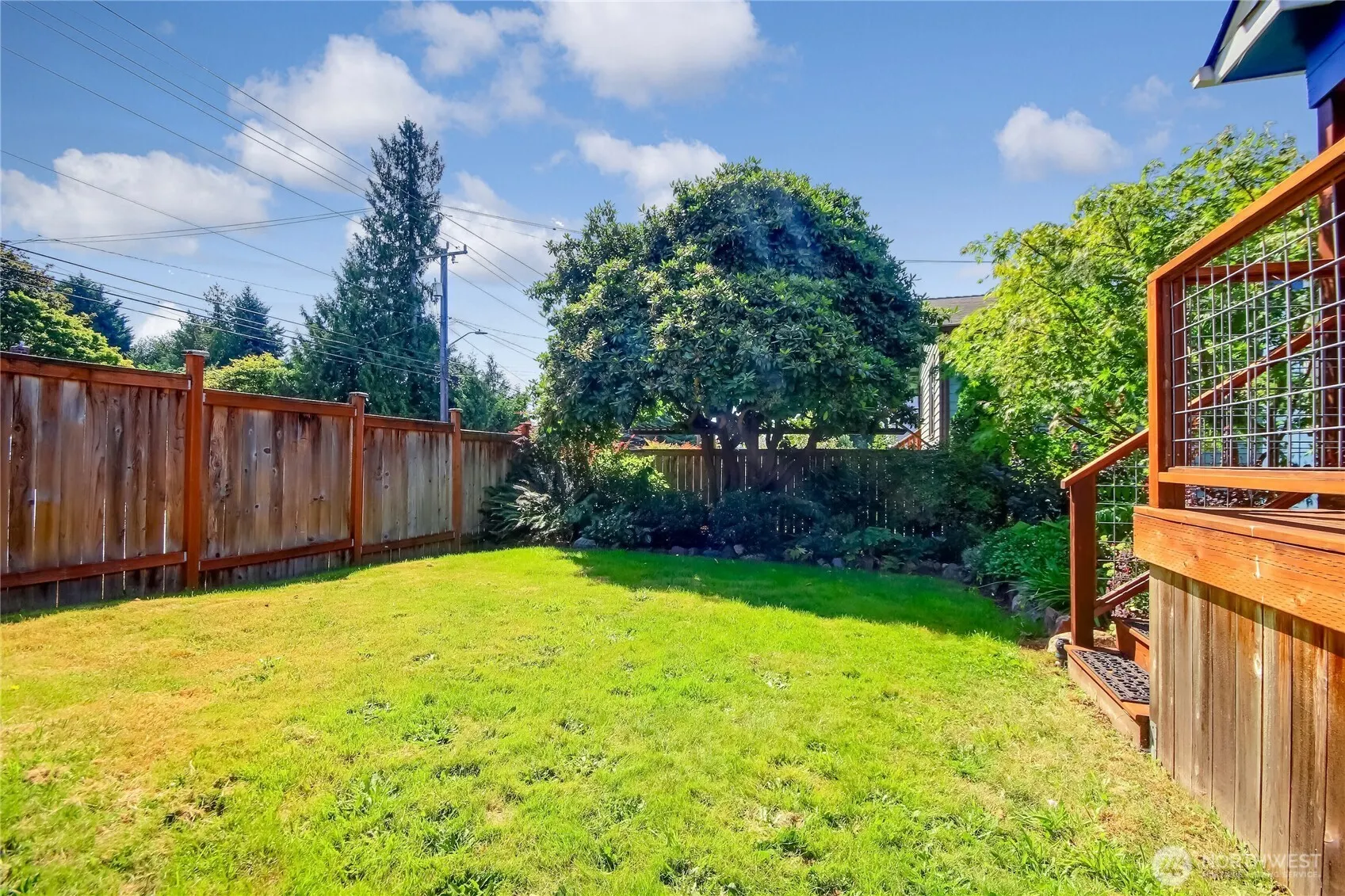 8605 Wallingford Avenue N, Seattle, WA 98103
