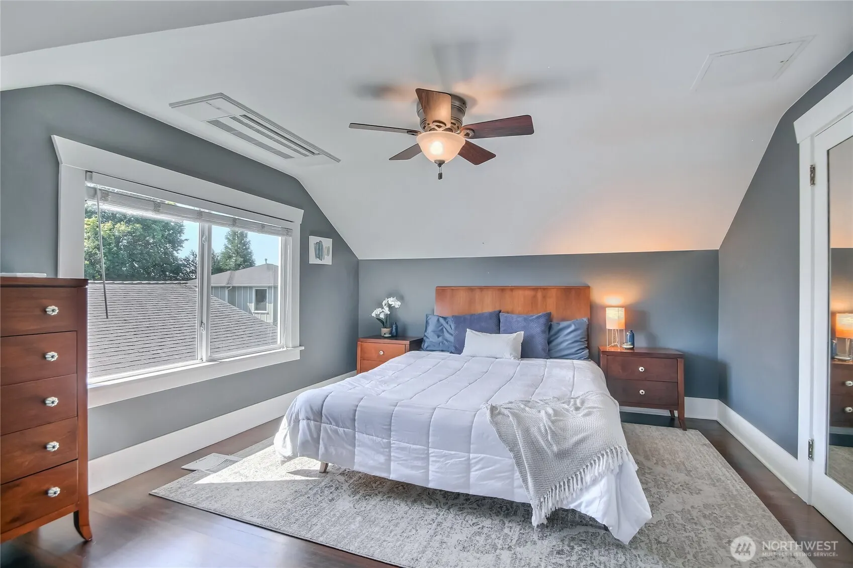 8605 Wallingford Avenue N, Seattle, WA 98103