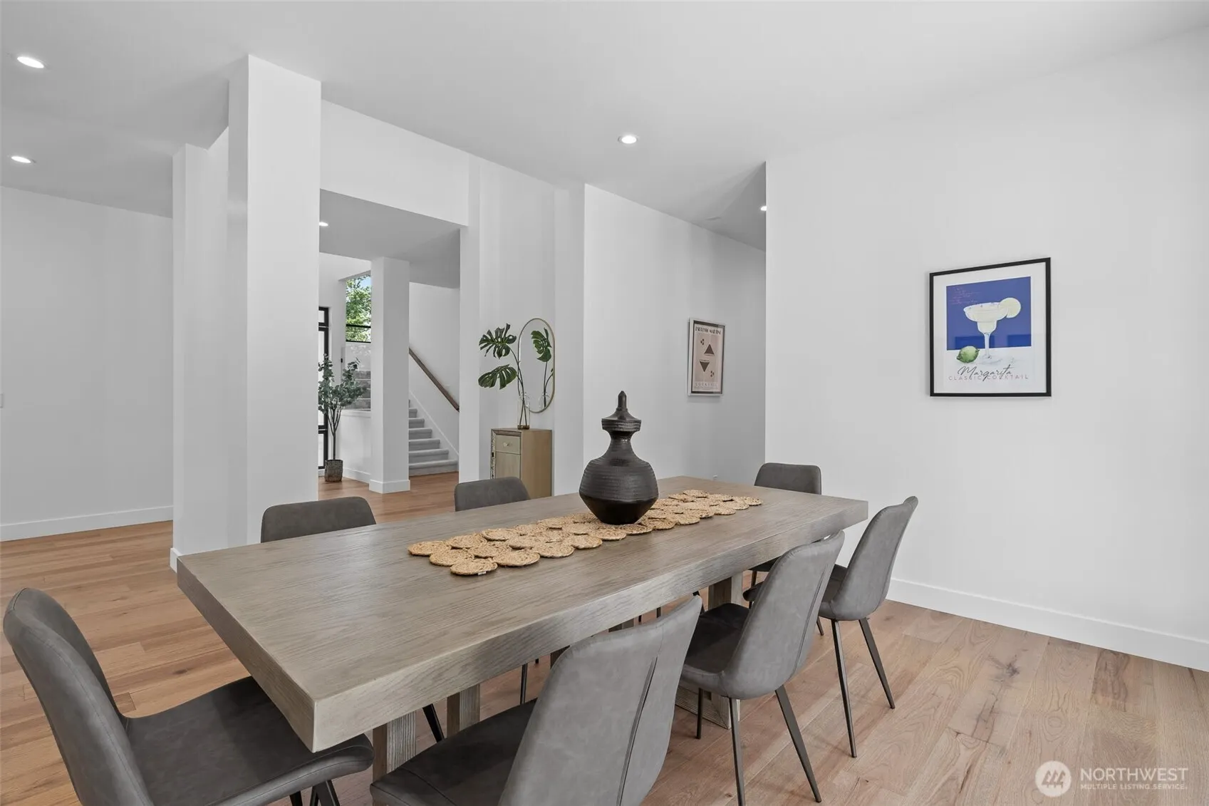 2115 Squak Mountain Loop SW, Issaquah, WA 98027