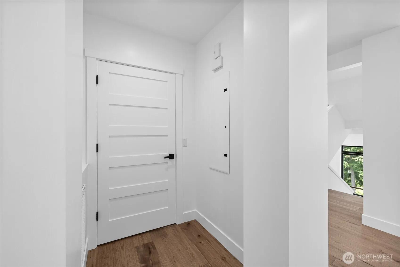 2115 Squak Mountain Loop SW, Issaquah, WA 98027