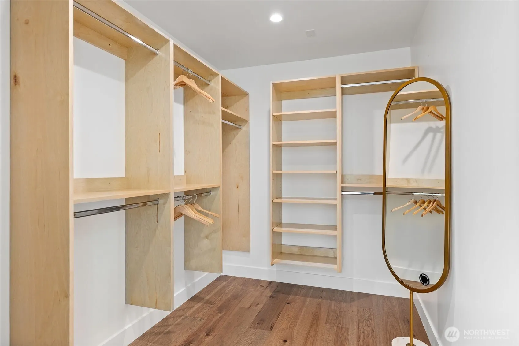 2115 Squak Mountain Loop SW, Issaquah, WA 98027
