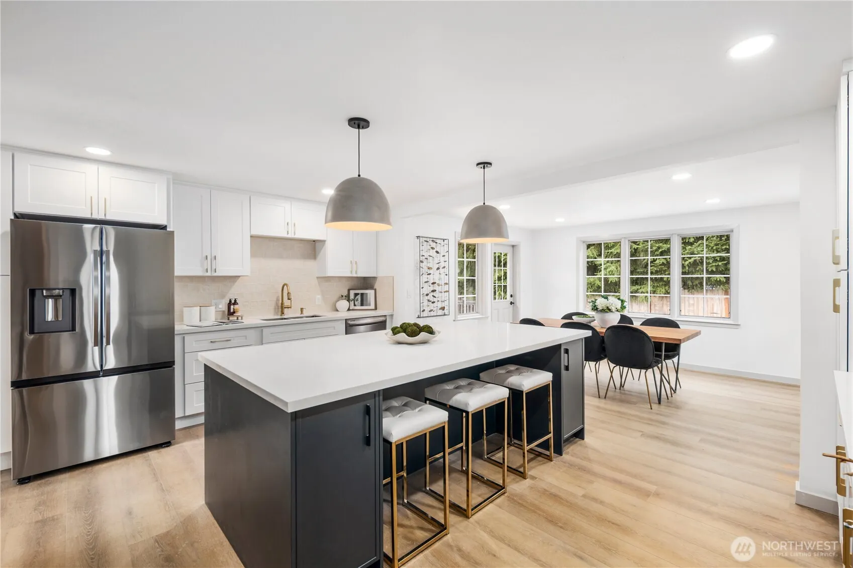 16851 105th Avenue NE, Bothell, WA 98011