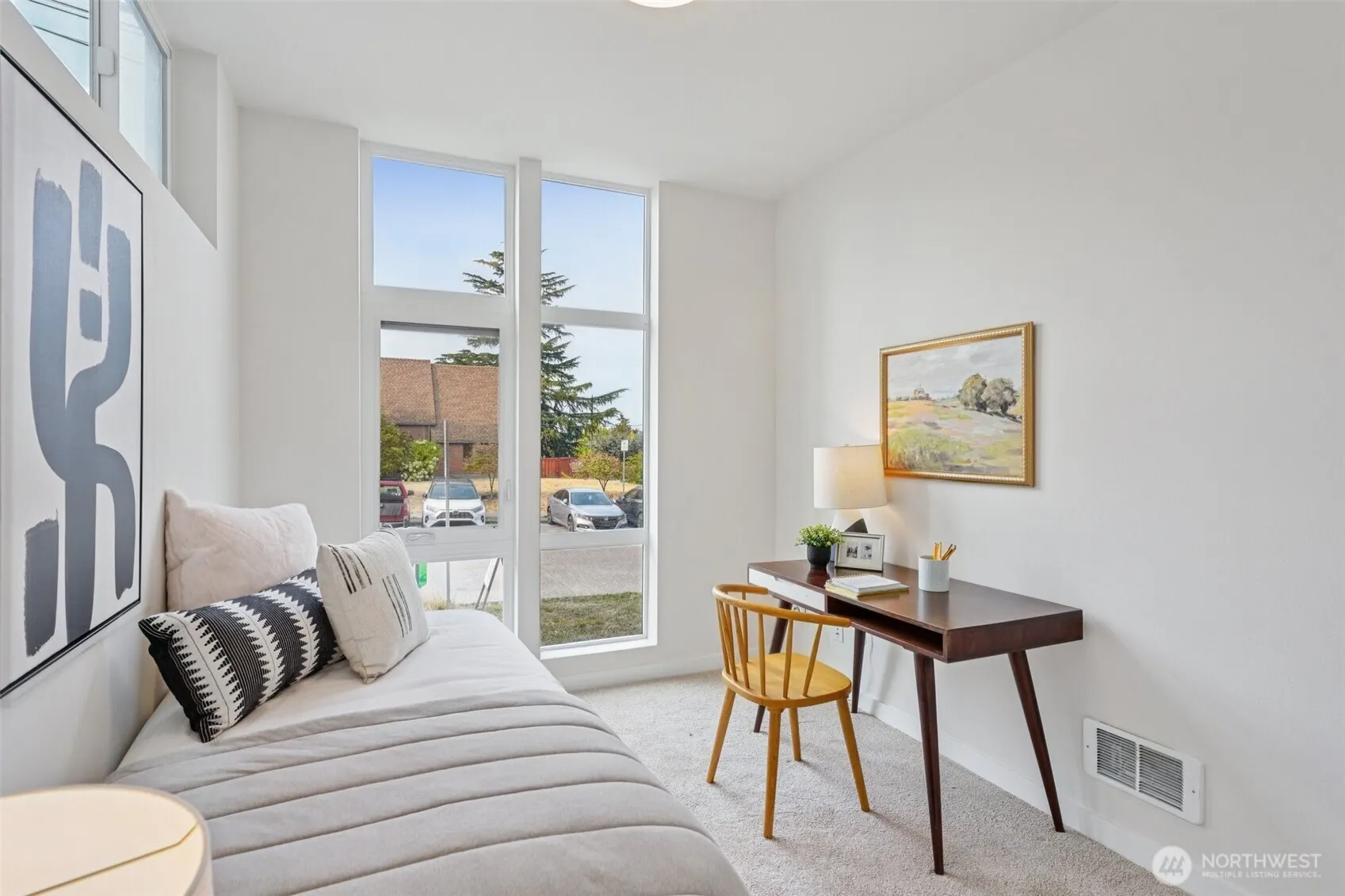 1723 S Forest Street , Seattle, WA 98144-5801