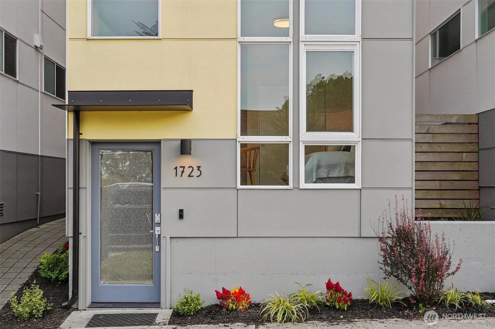 1723 S Forest Street , Seattle, WA 98144-5801