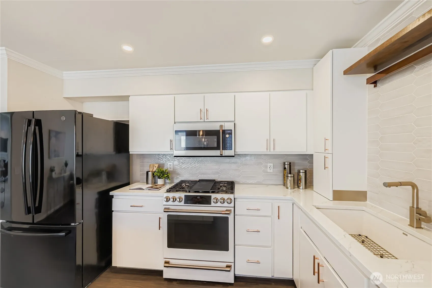 1526 NW 58th Street #202, Seattle, WA 98107
