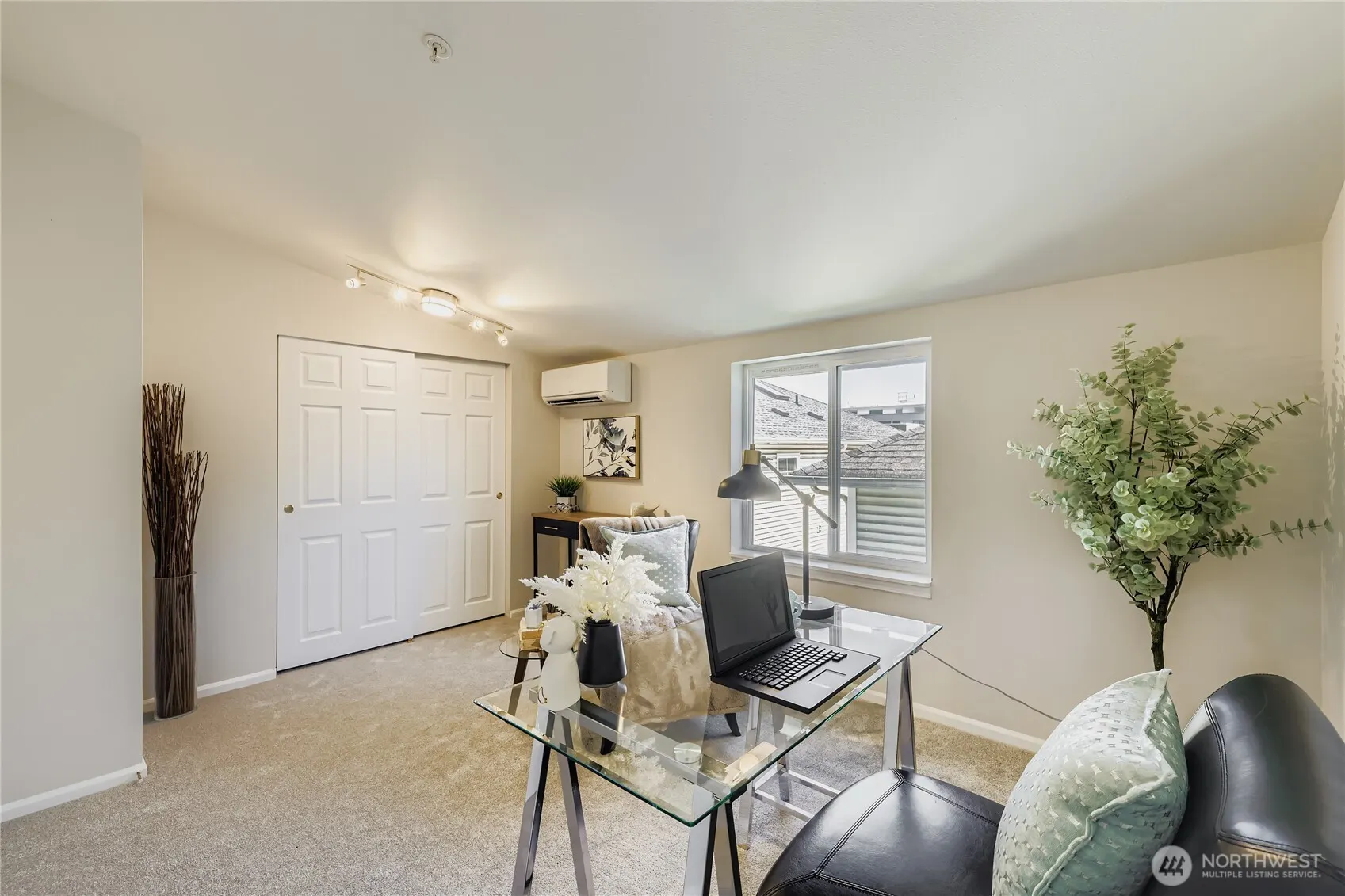 1526 NW 58th Street #202, Seattle, WA 98107