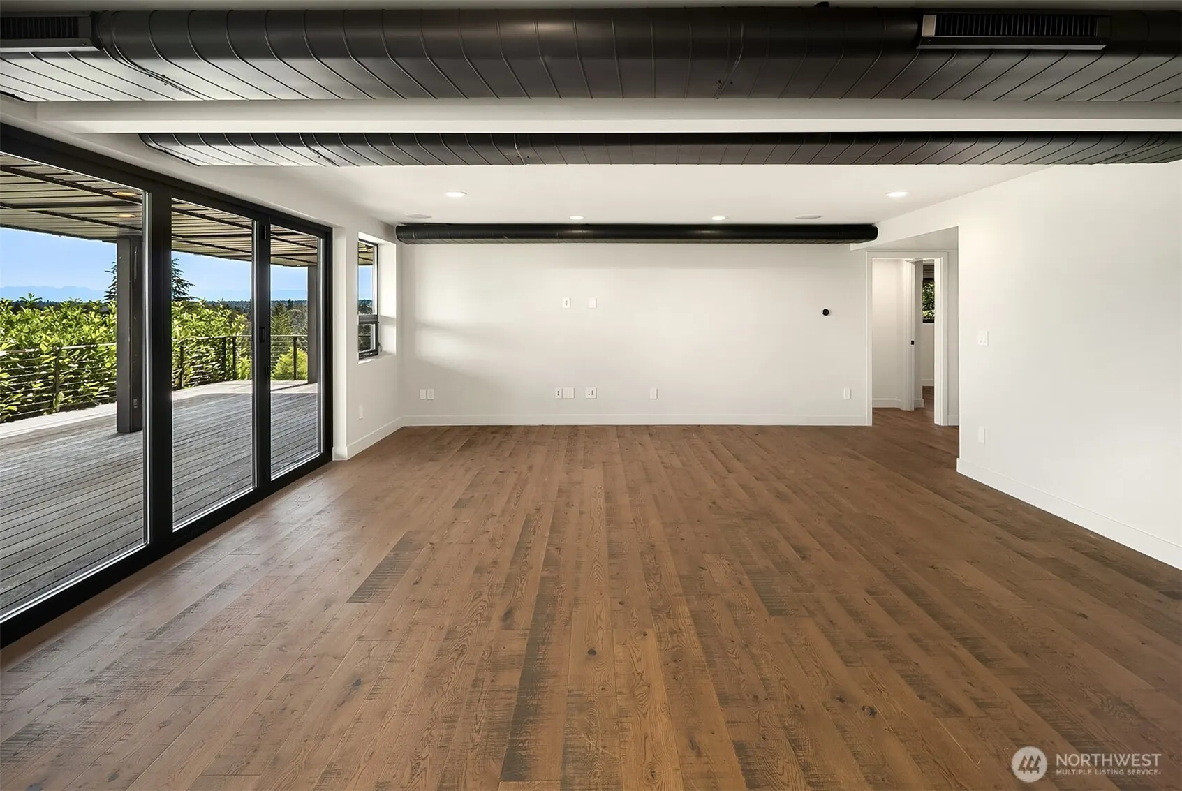 9602 SE 7th Street , Bellevue, WA 98004
