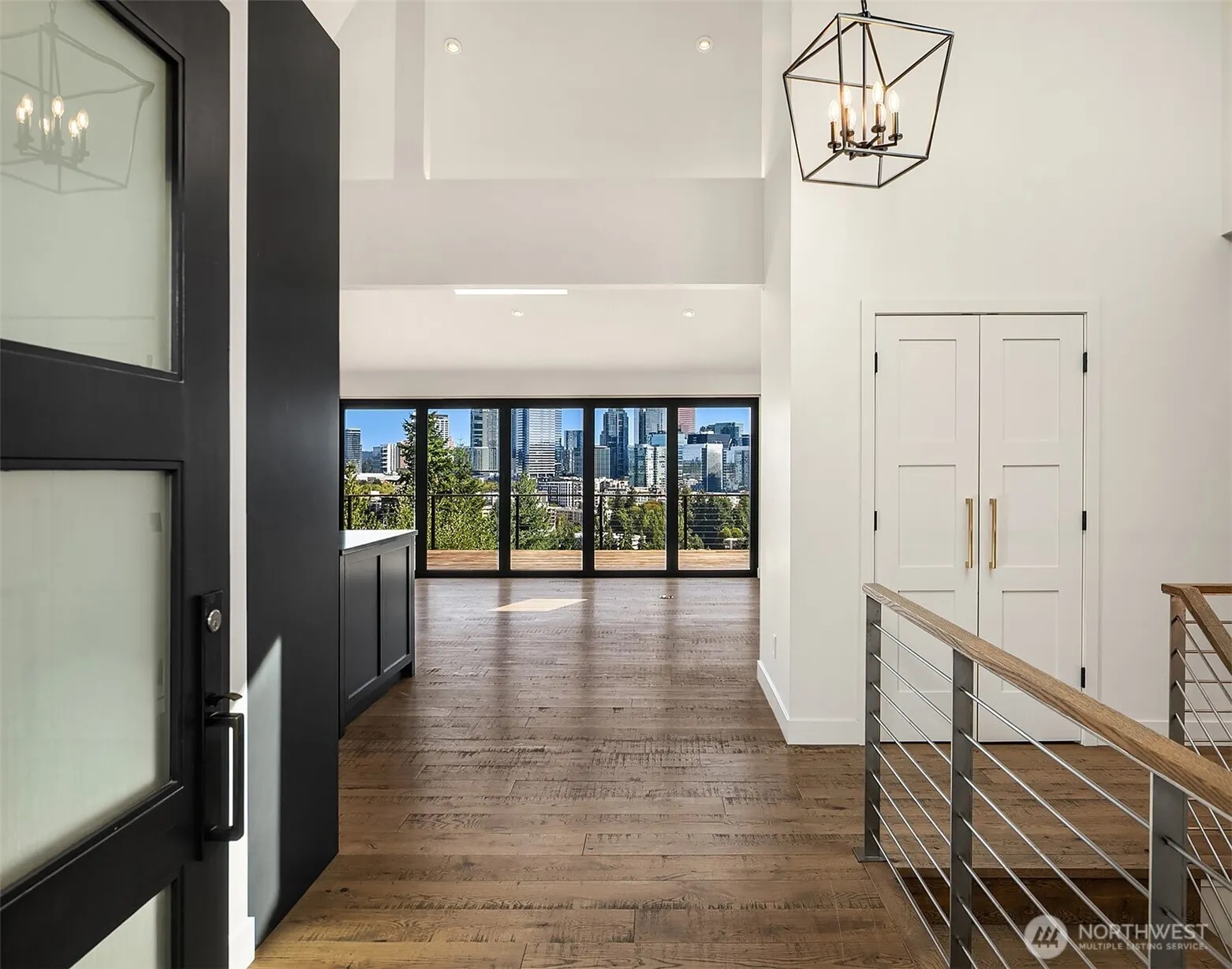 9602 SE 7th Street , Bellevue, WA 98004
