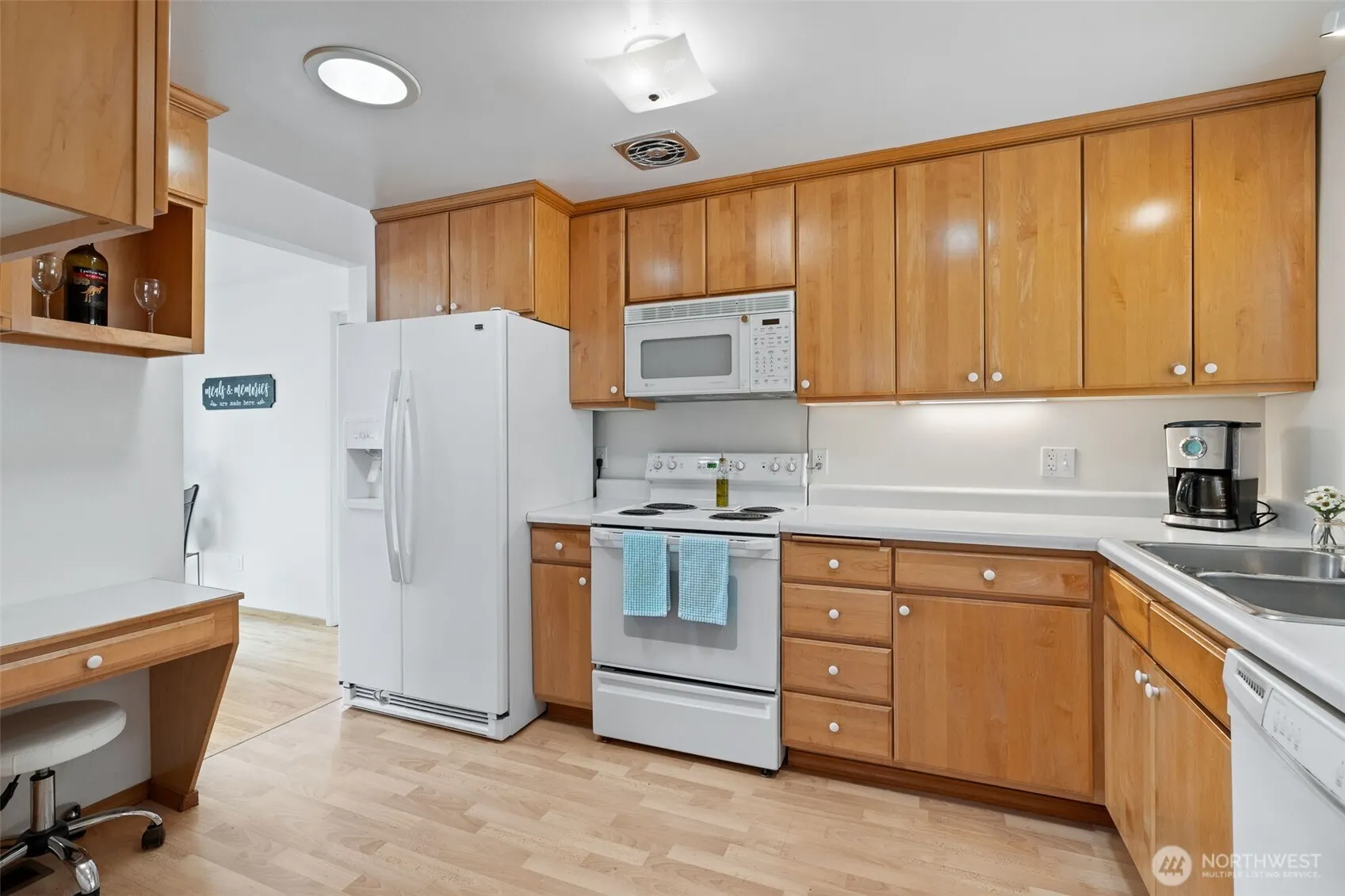75 157th Avenue SE, Bellevue, WA 98008