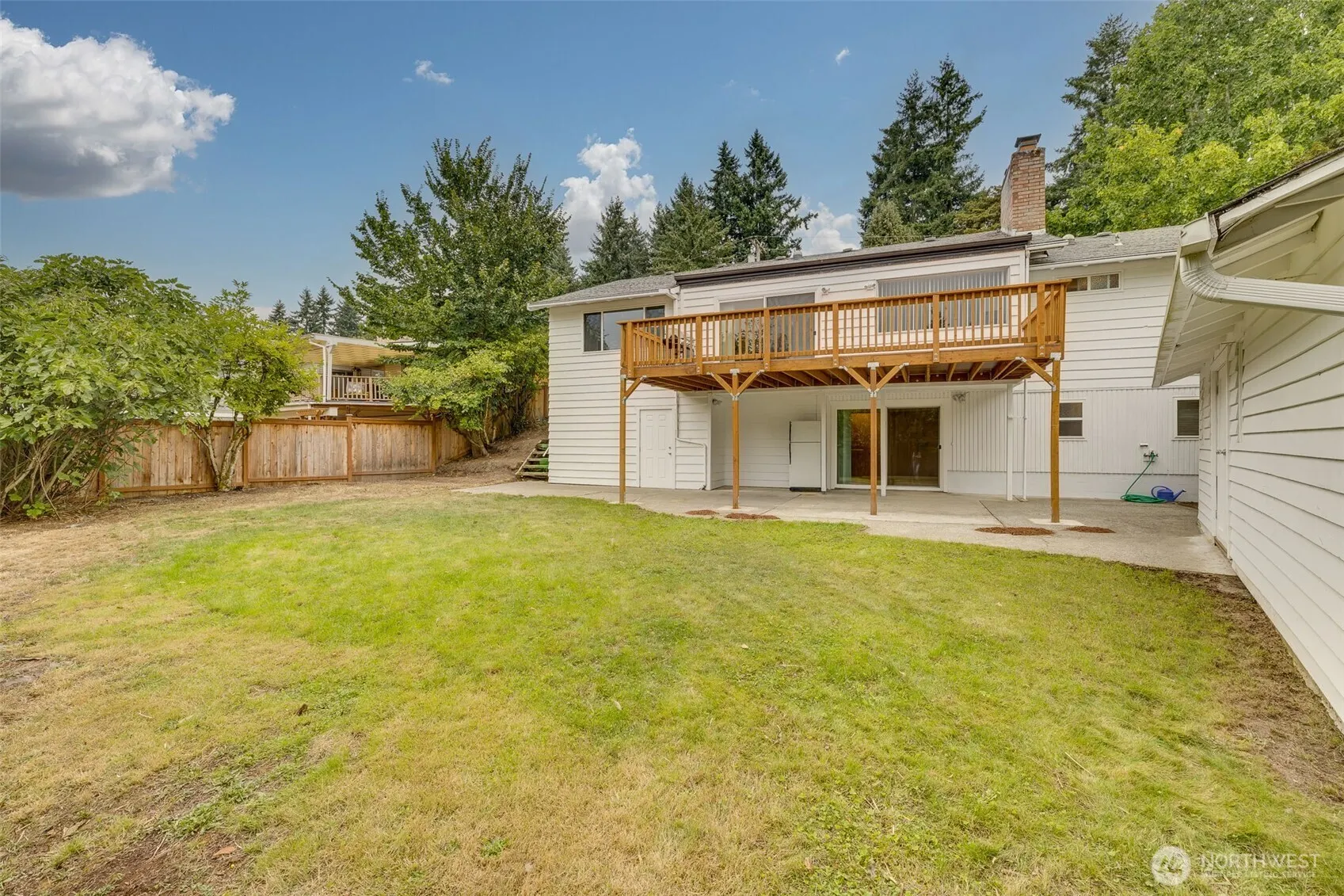 75 157th Avenue SE, Bellevue, WA 98008