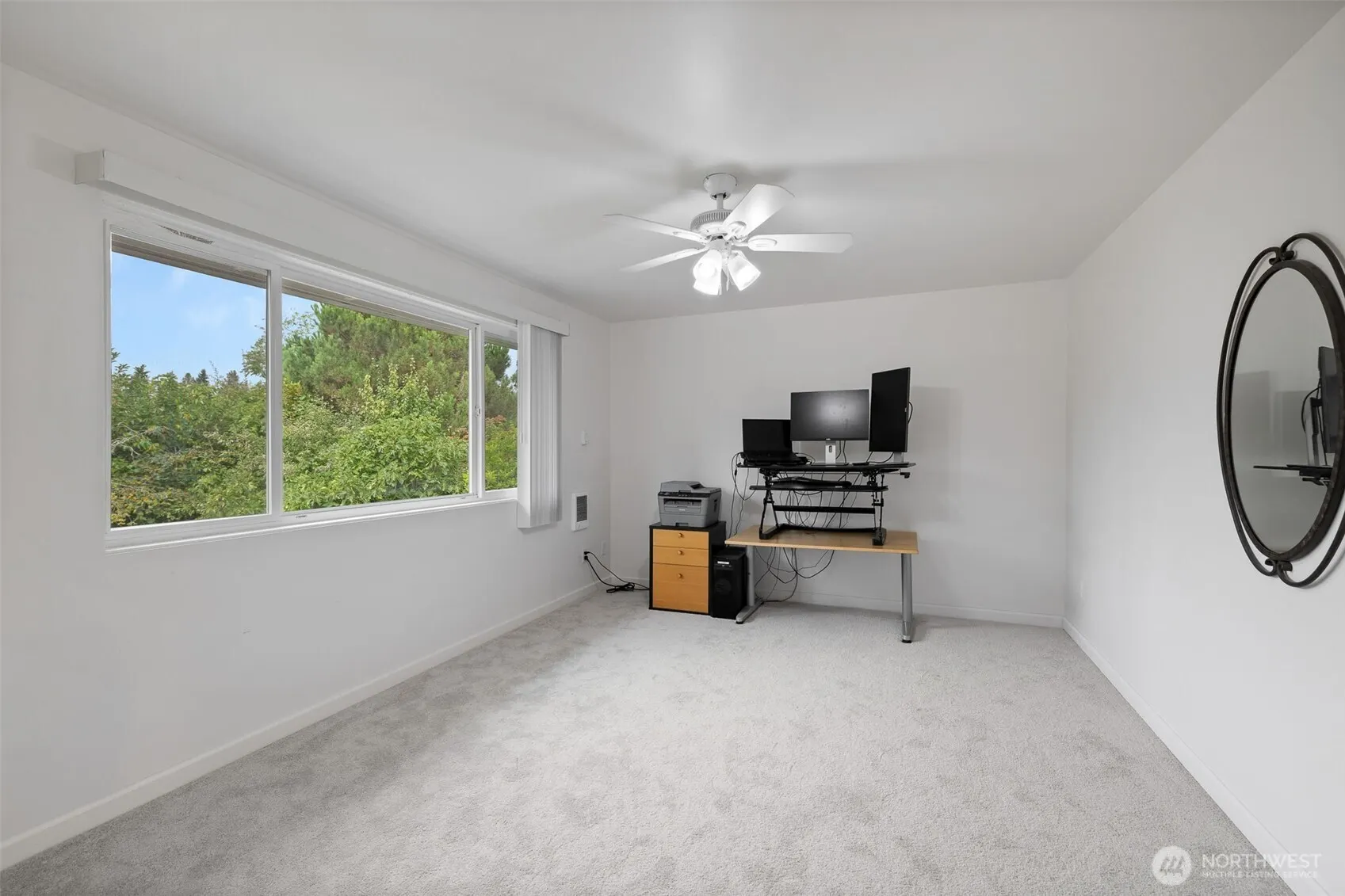 75 157th Avenue SE, Bellevue, WA 98008