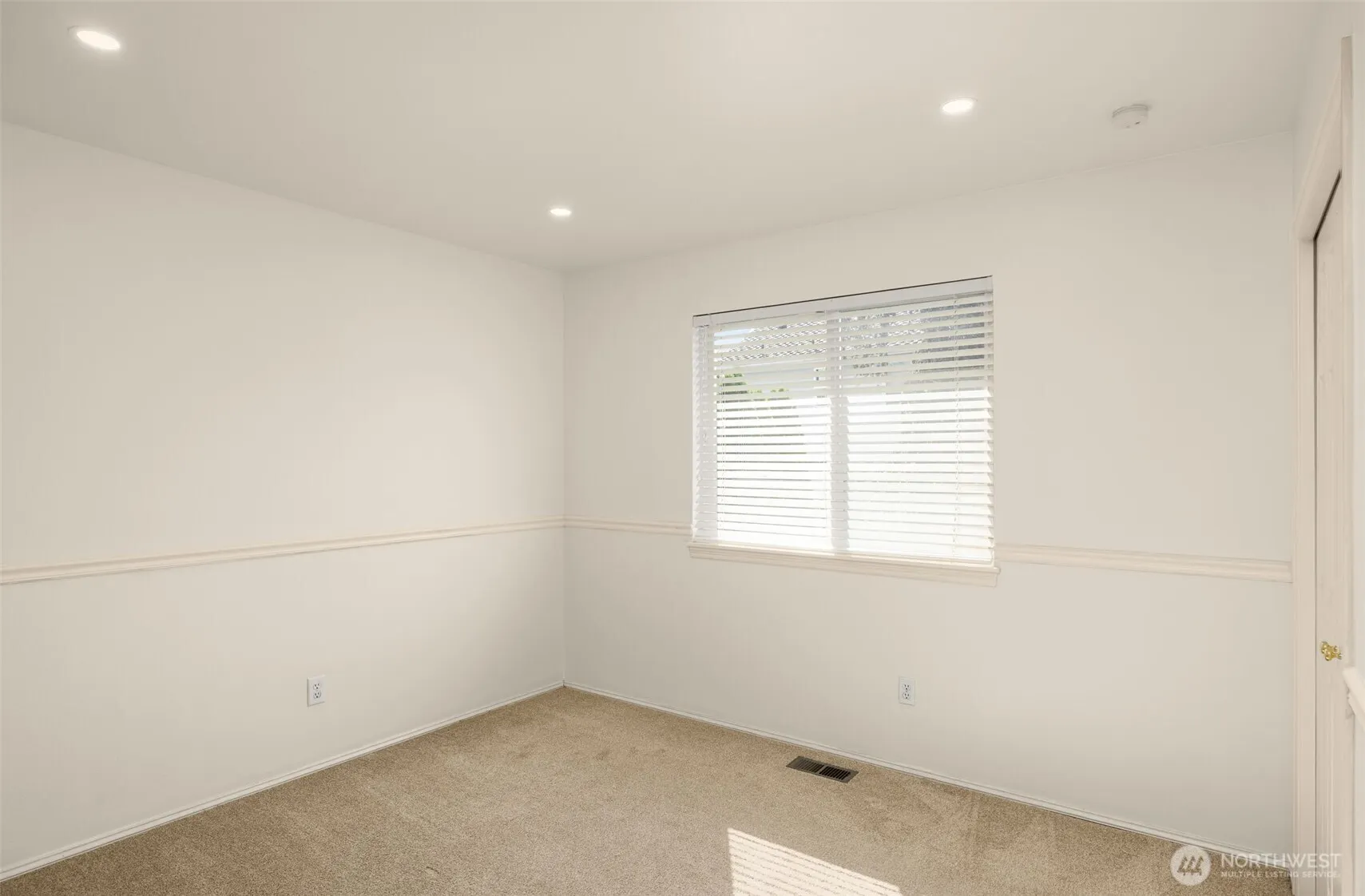 4003 252nd Avenue SE, Sammamish, WA 98029